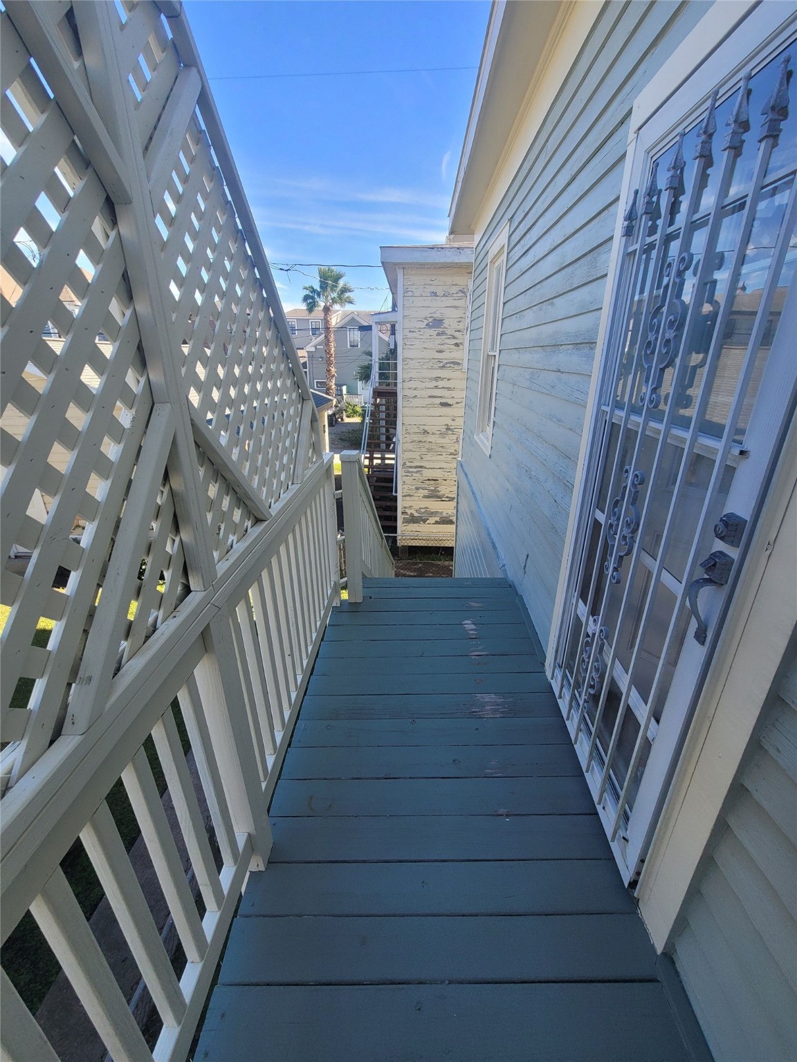 610 16th Street Property Photo 8