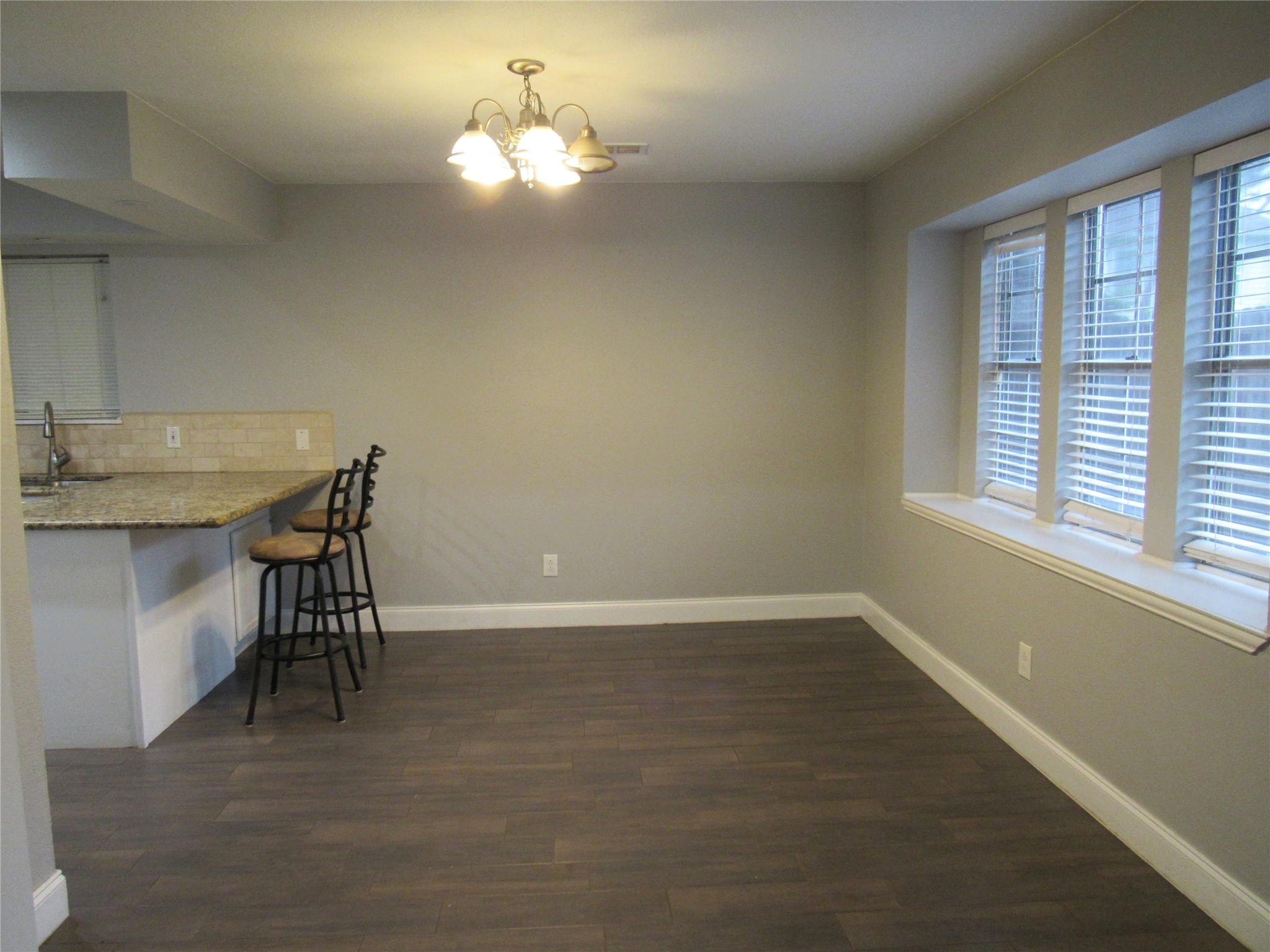22710 Leedstown Lane Property Photo 8