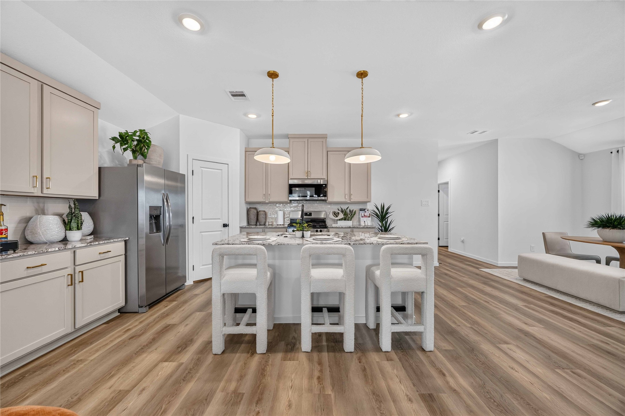 5122 Greengrass Willow Way Property Photo 8
