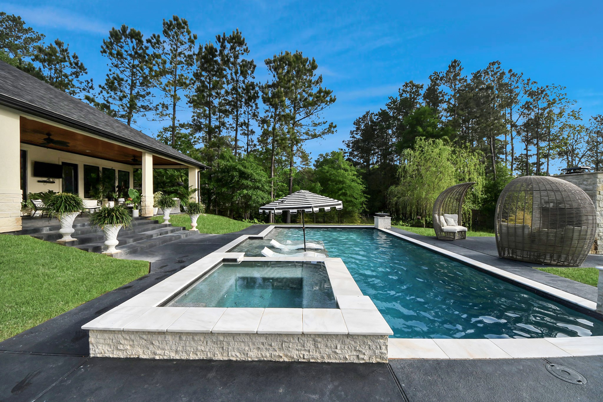 40802 Rolling Forest Drive Property Photo 7