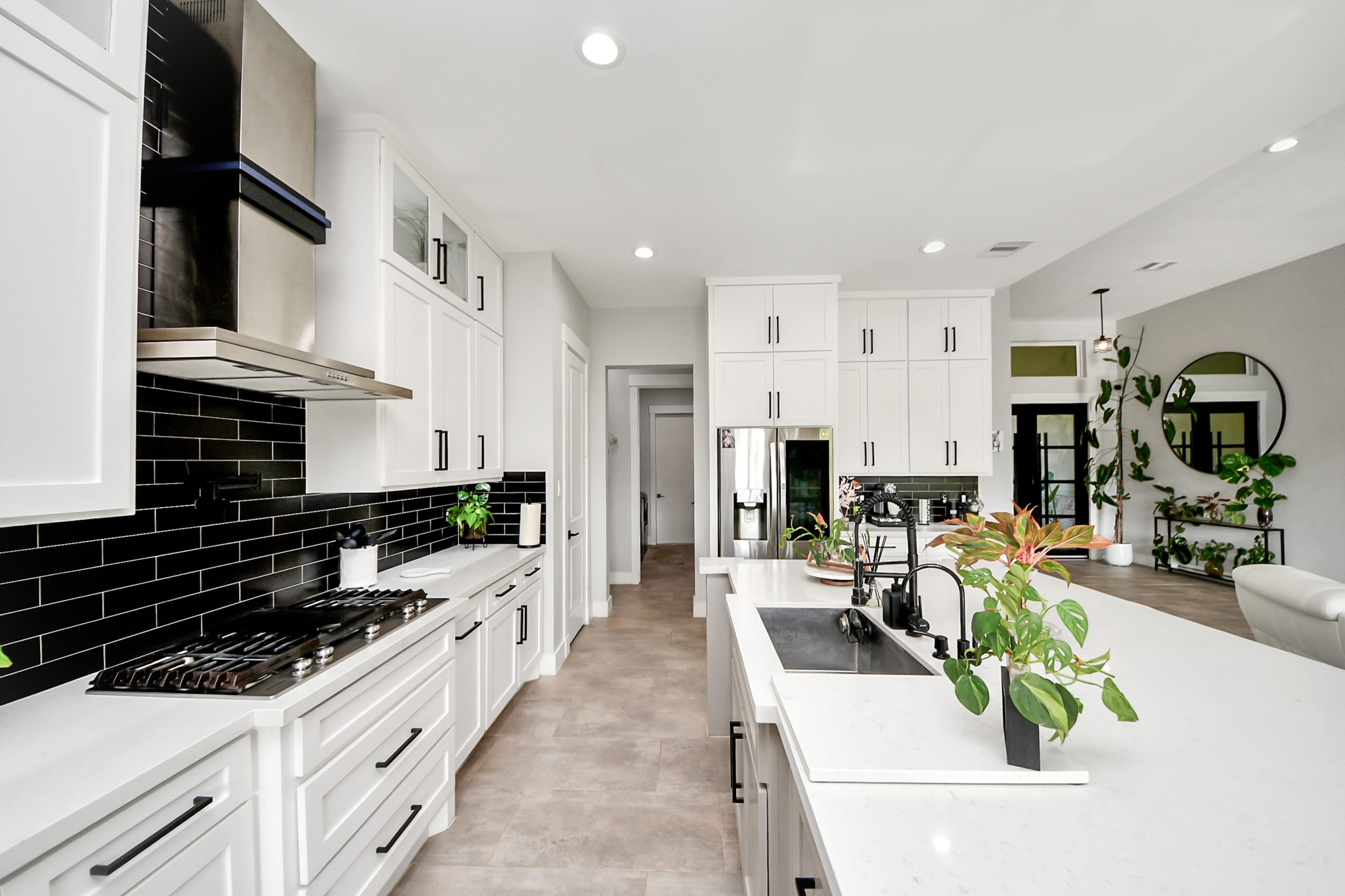 40802 Rolling Forest Drive Property Photo 18