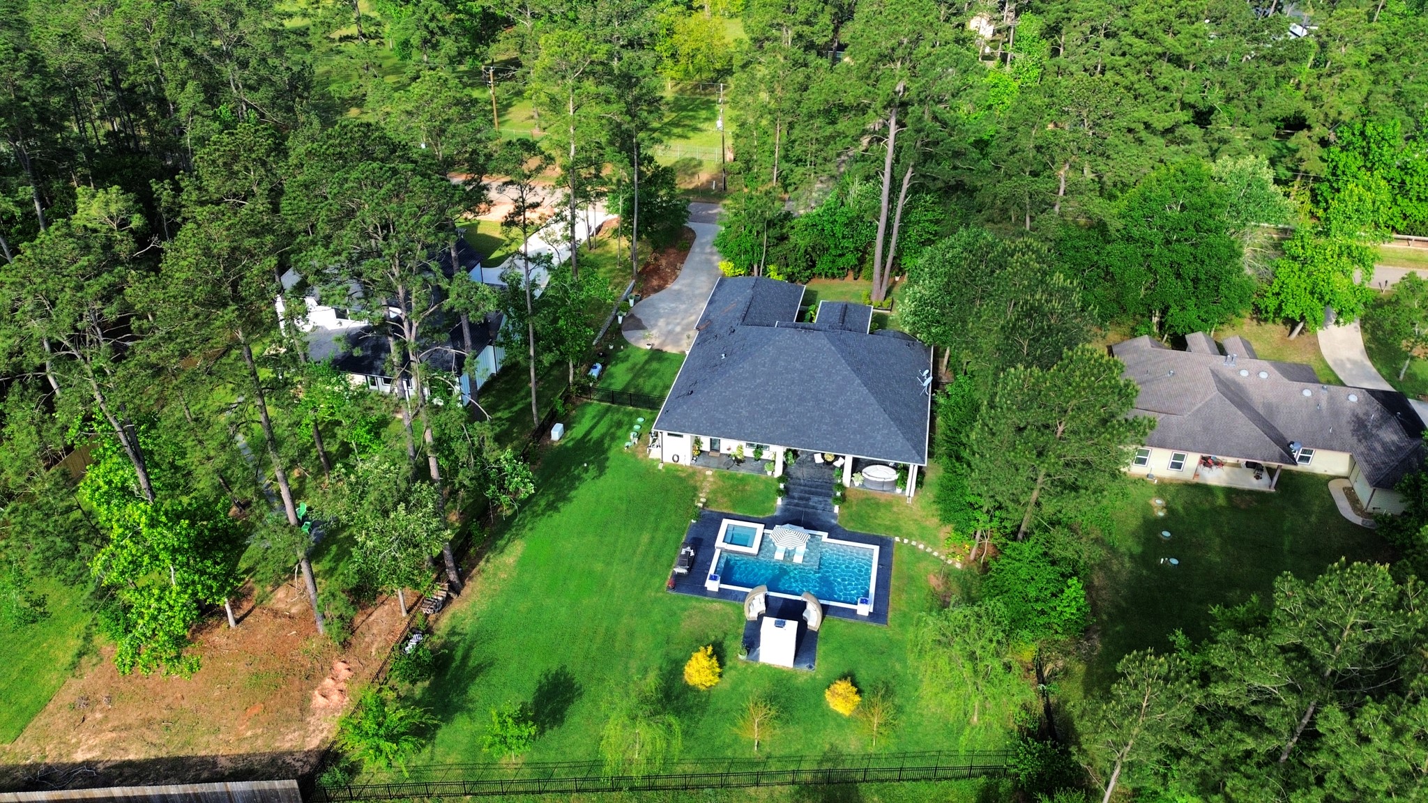 40802 Rolling Forest Drive Property Photo 44