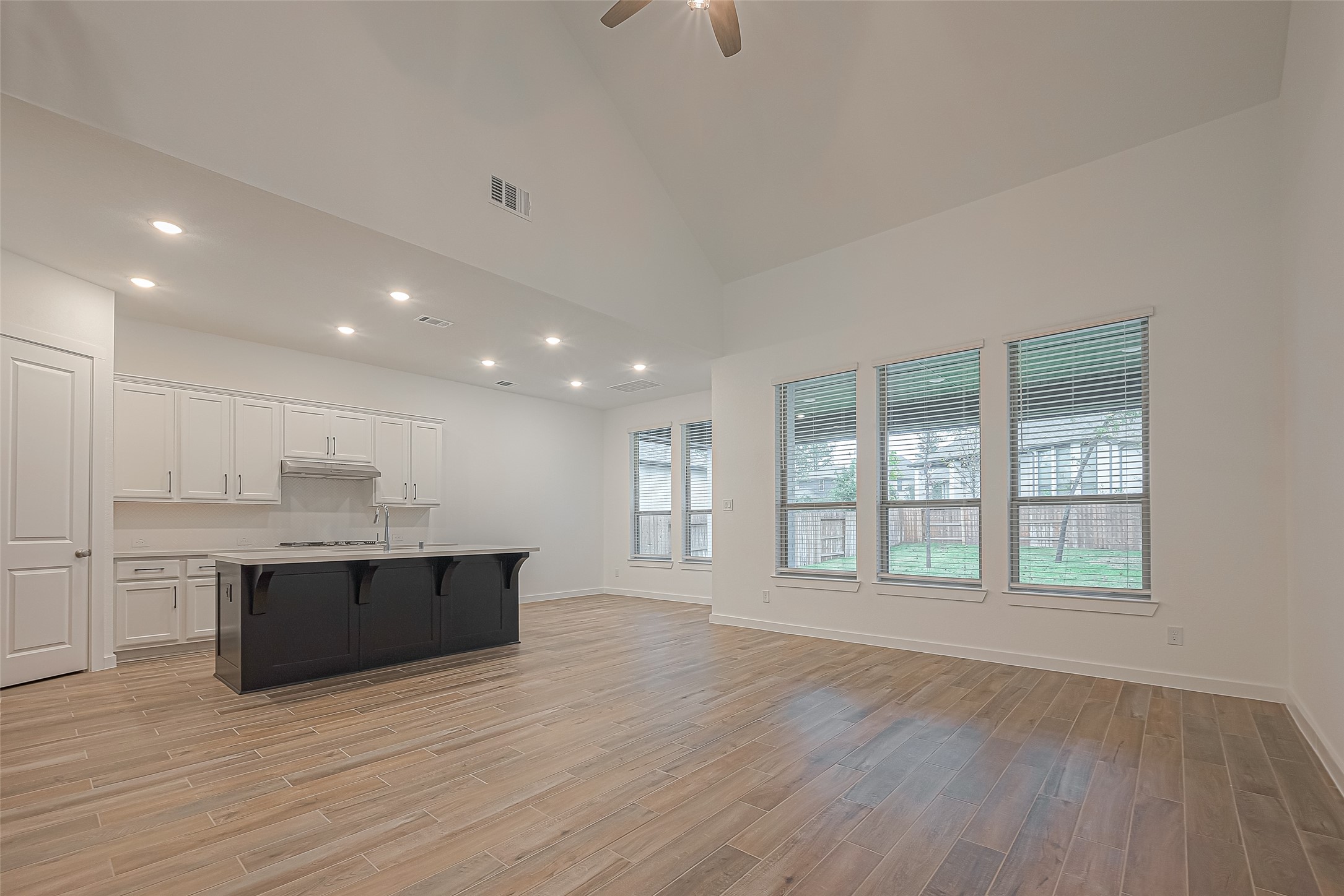 235 Sky Top Drive Property Photo 7