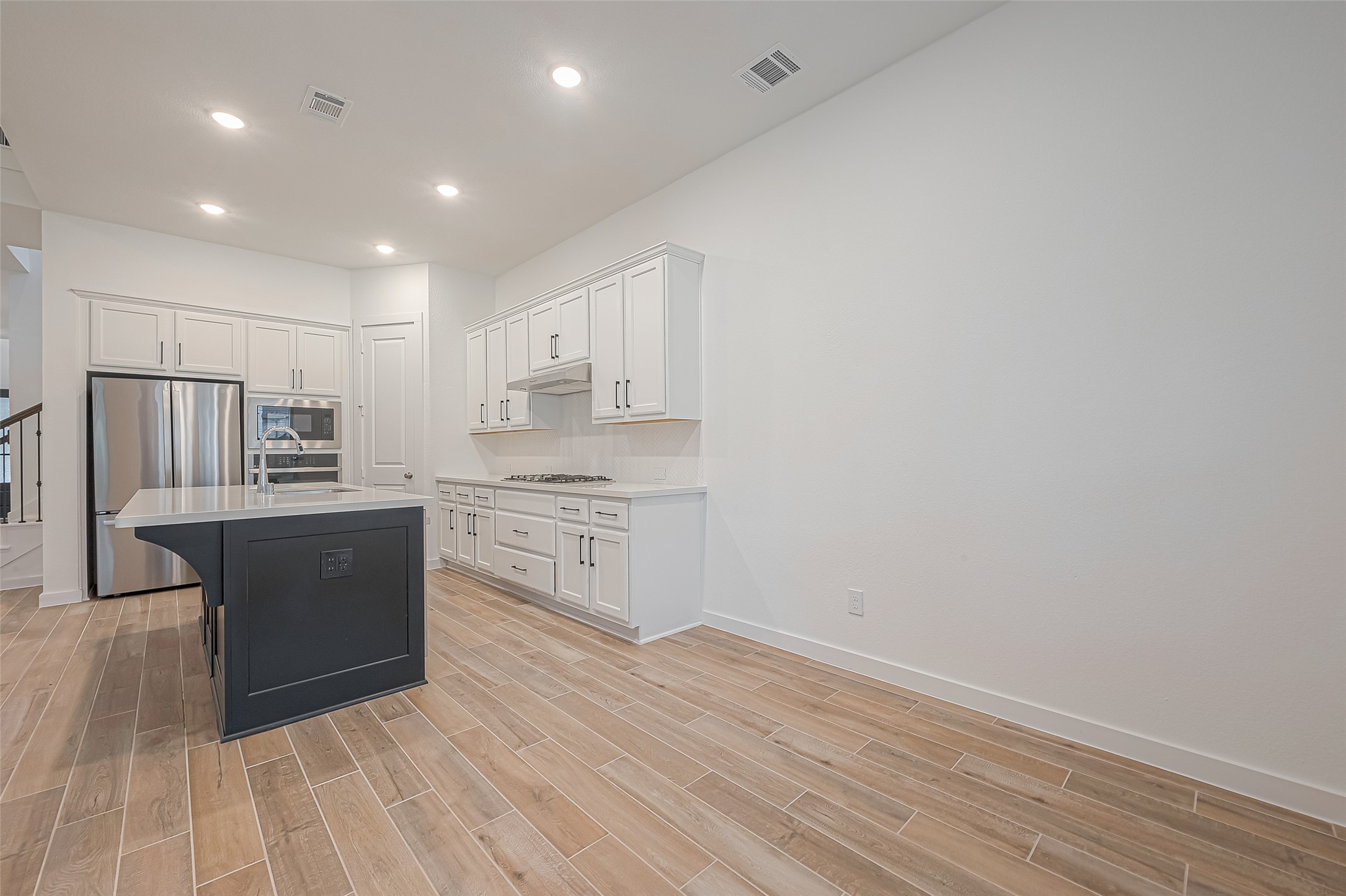 235 Sky Top Drive Property Photo 10