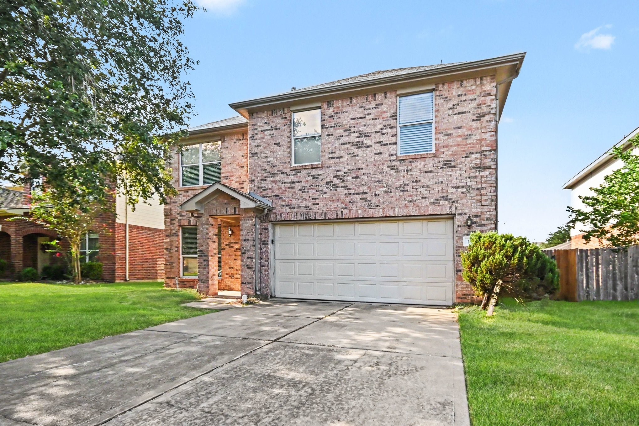 1502 Chandler Park Lane Property Photo 2
