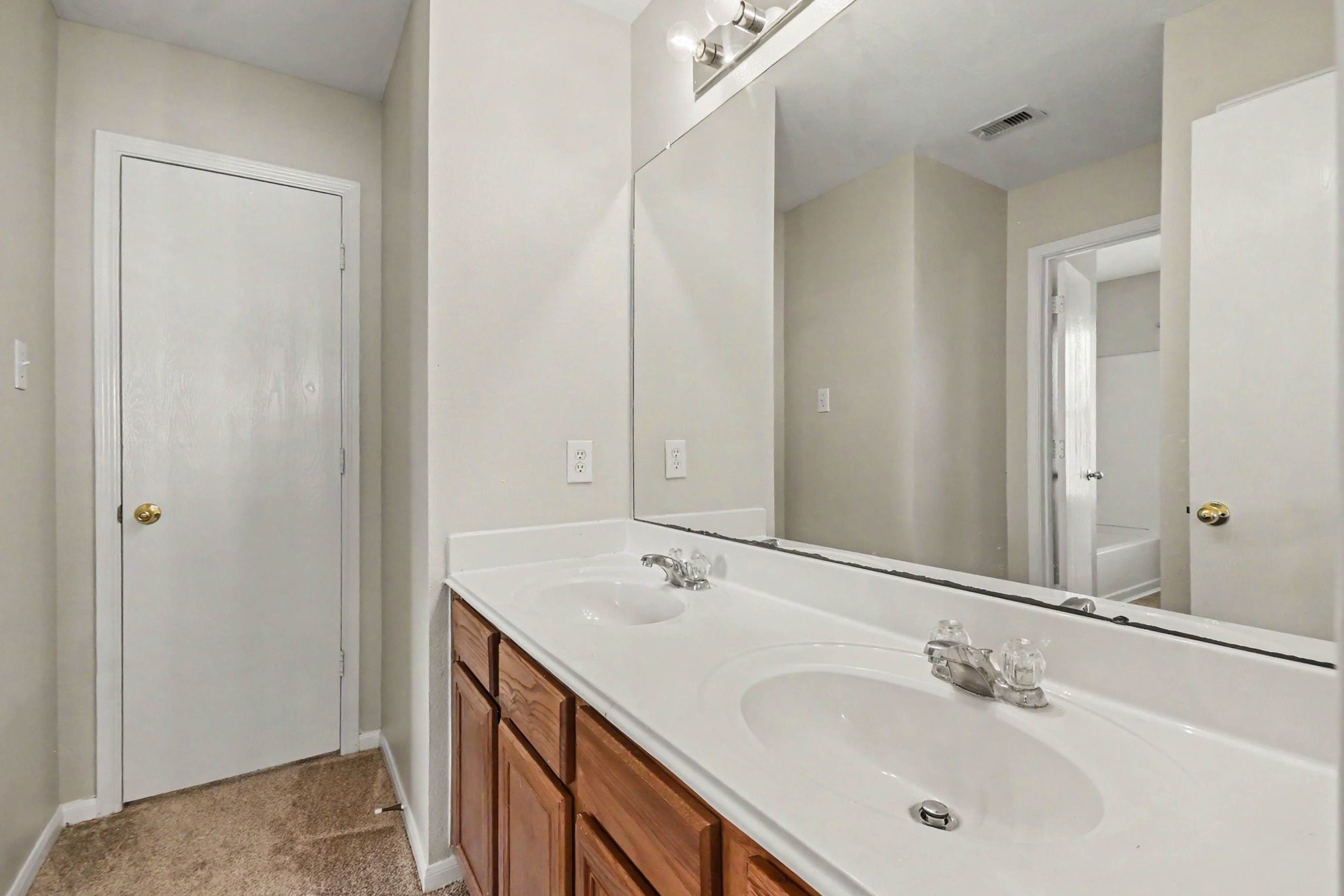 1502 Chandler Park Lane Property Photo 17