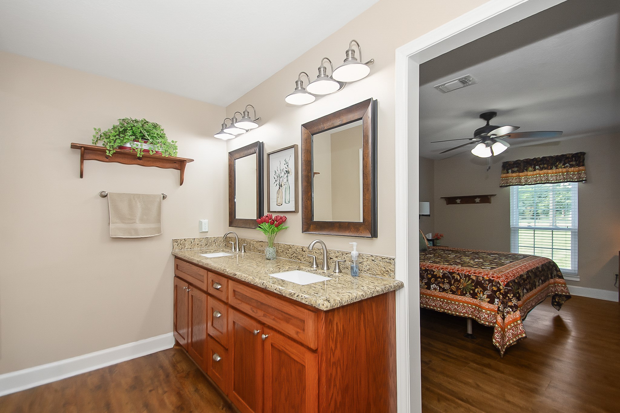 9112 Pilgrim Circle Property Photo 15