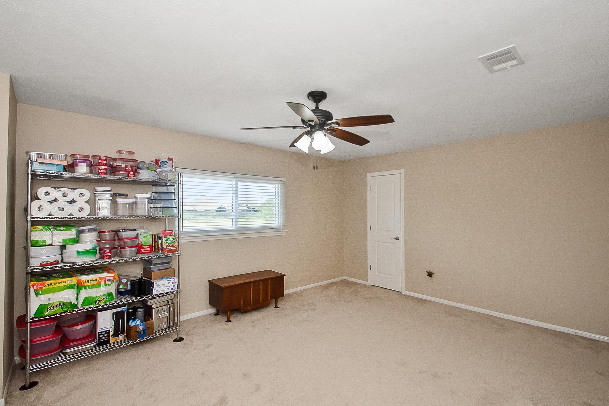 9112 Pilgrim Circle Property Photo 23