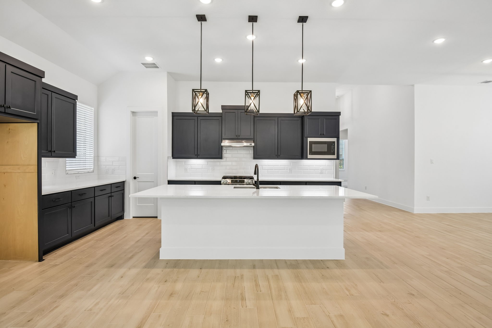 18075 Brennie Bird Lane Property Photo 6