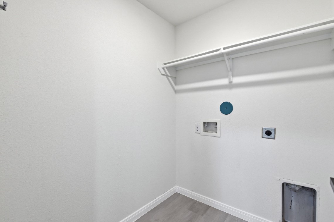 10433 Russell Pines Drive Property Photo 13