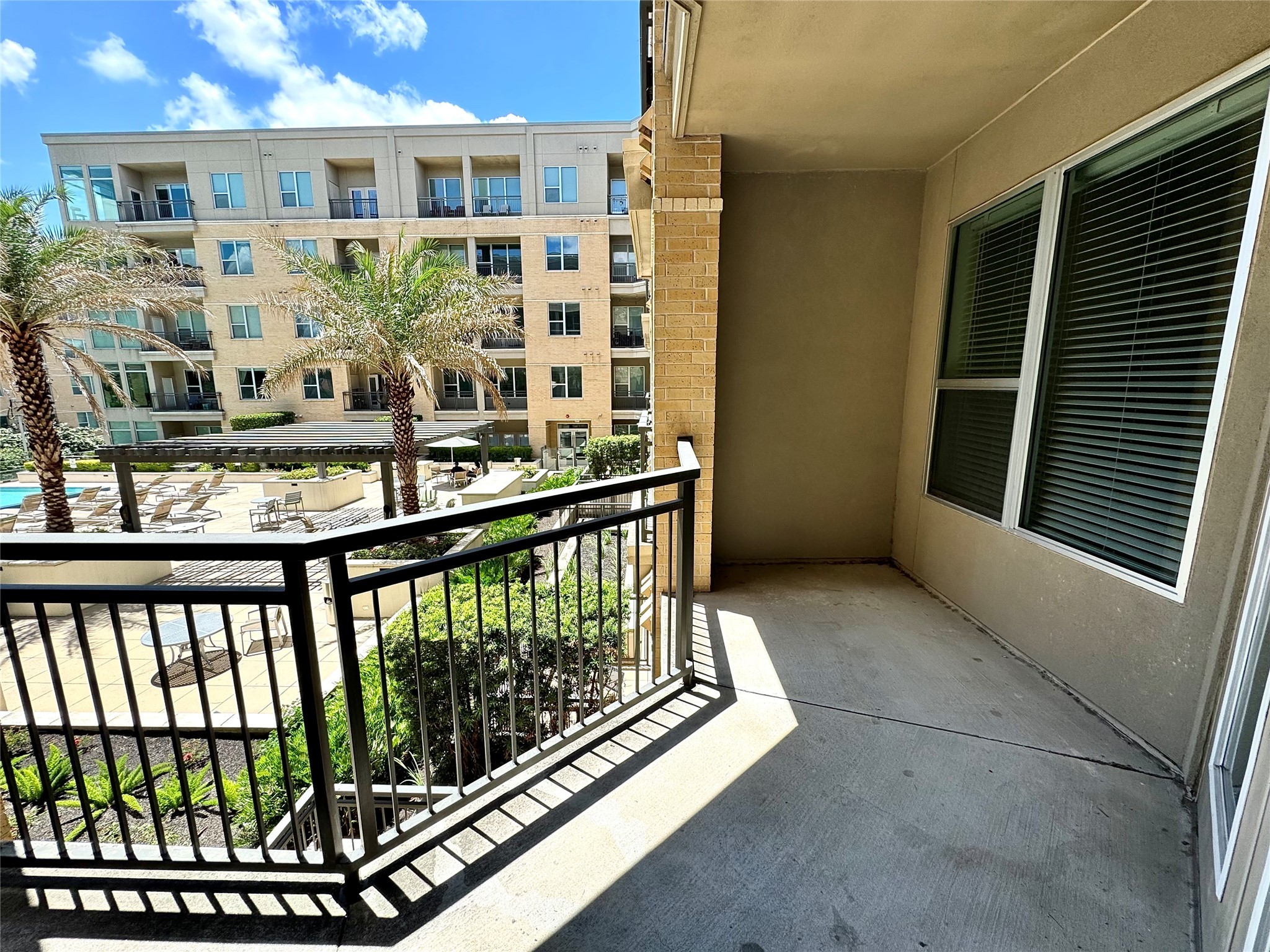 2111 Westheimer St Road 1307 Property Photo 5