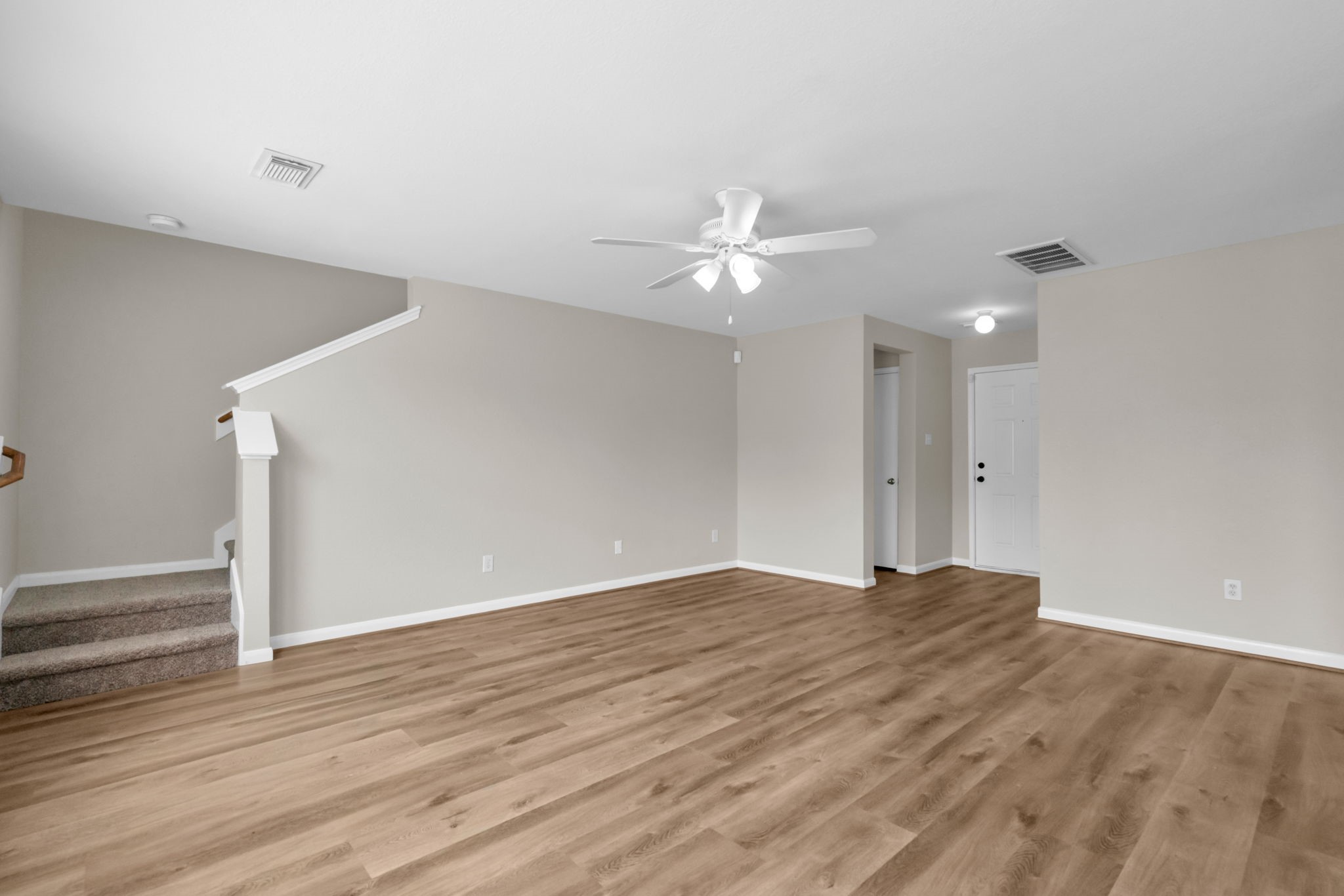 29515 Legends Stone Drive Property Photo 5