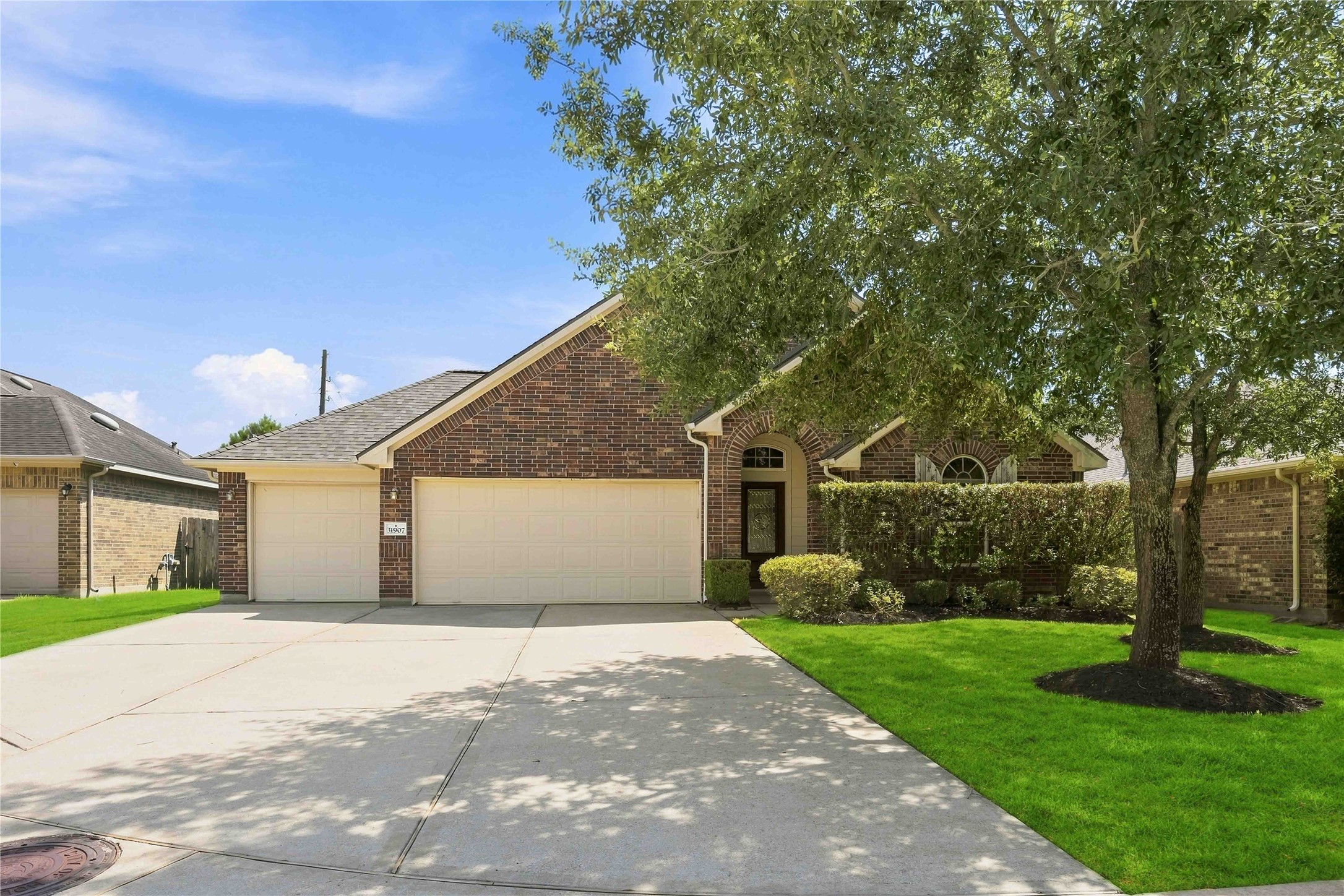 31907 Steven Springs Dr Property Photo 2