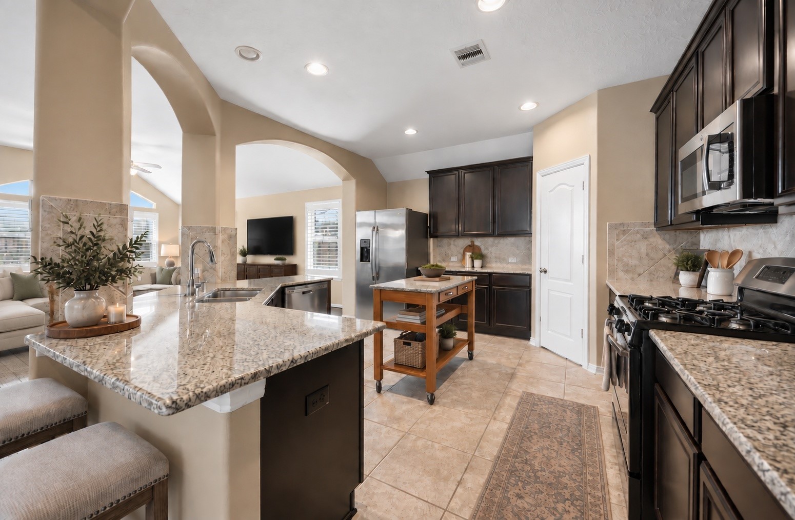 31907 Steven Springs Dr Property Photo 4