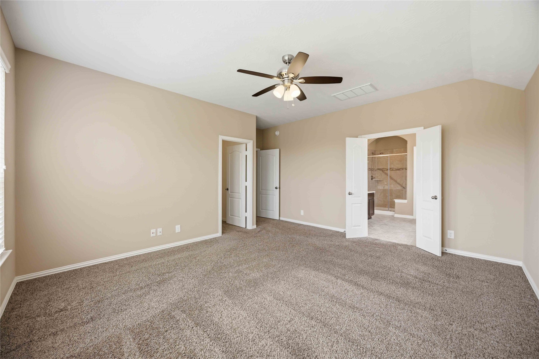 31907 Steven Springs Dr Property Photo 11