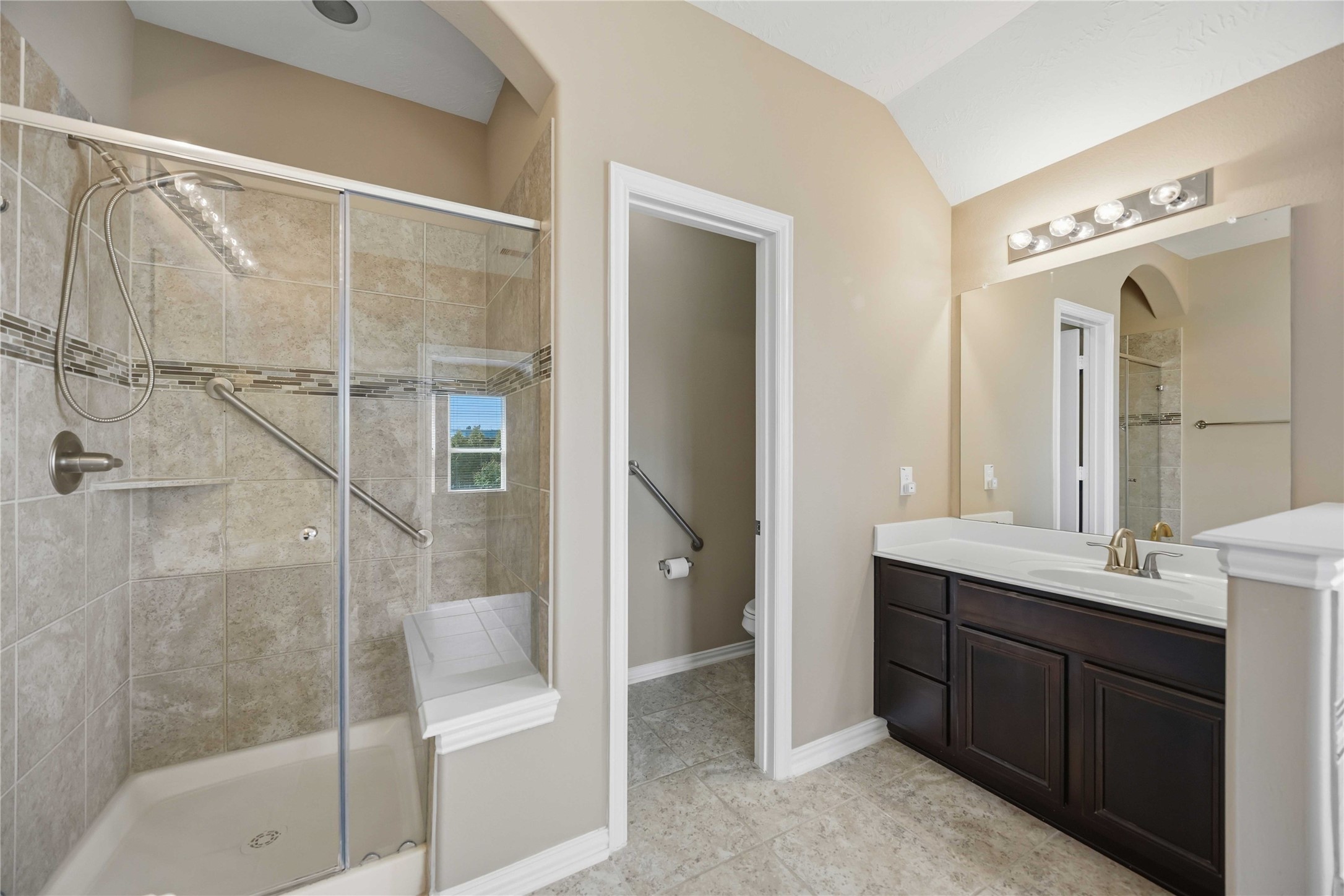 31907 Steven Springs Dr Property Photo 13