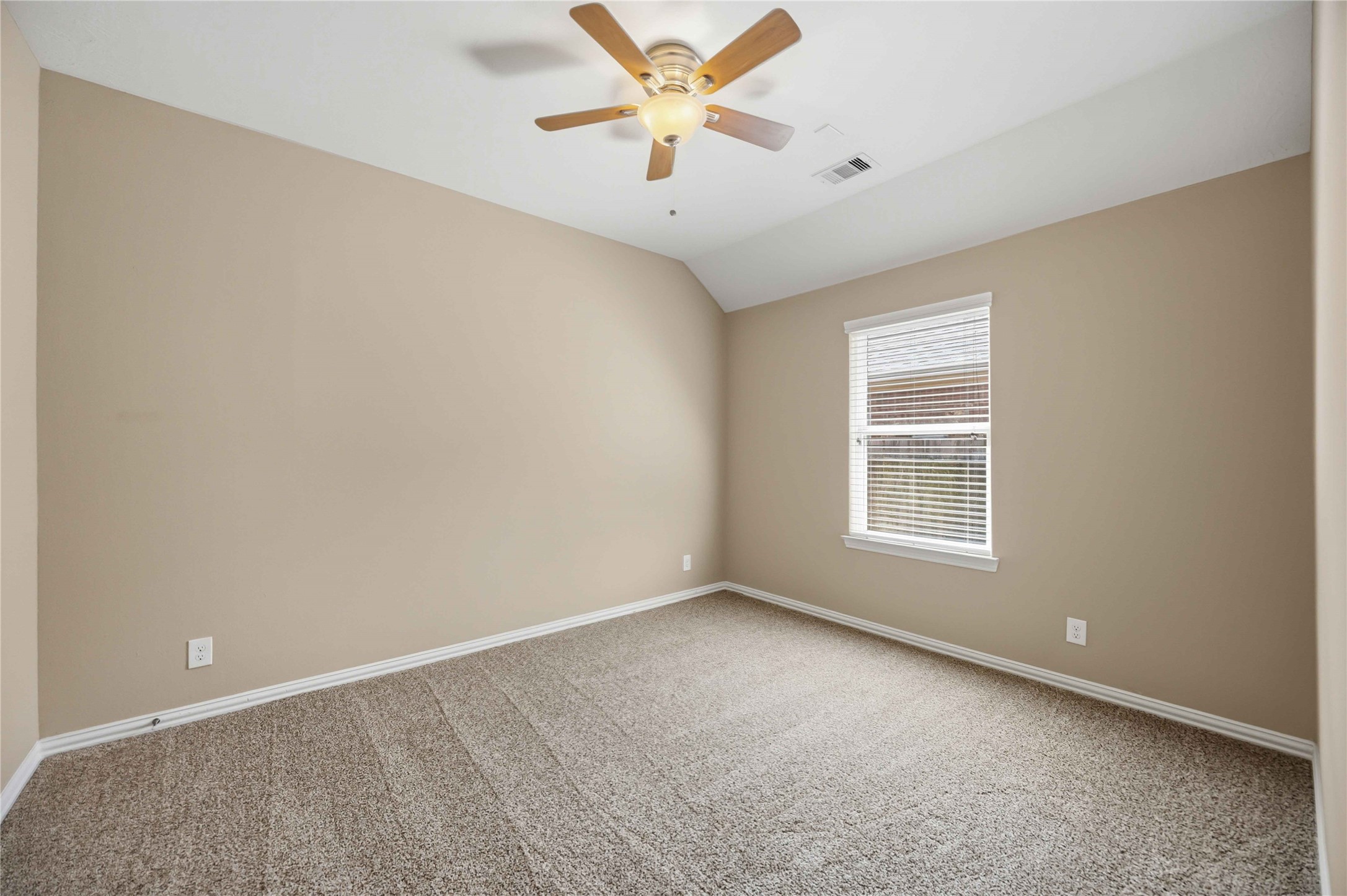 31907 Steven Springs Dr Property Photo 18