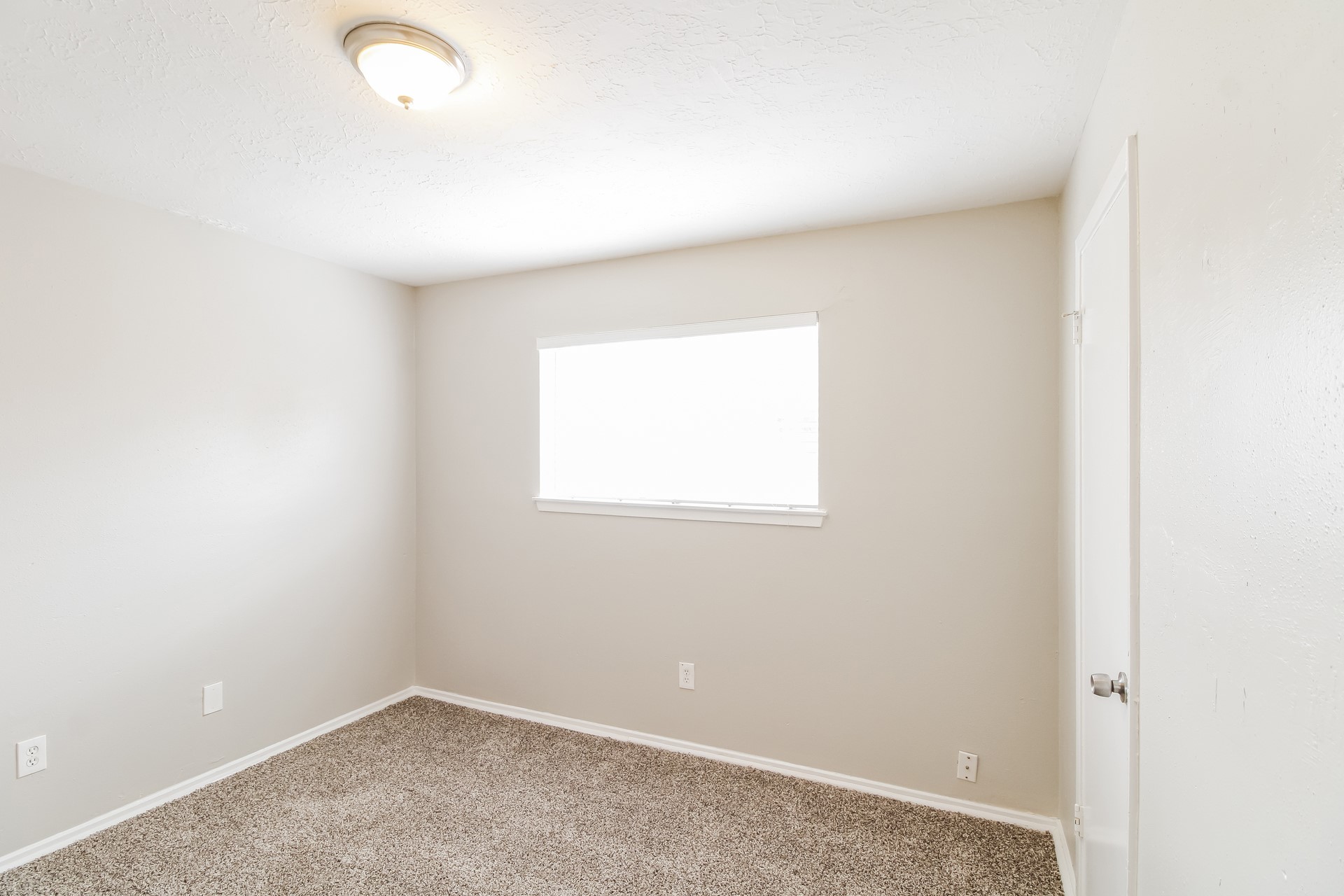17110 Quail Park Drive Property Photo 9