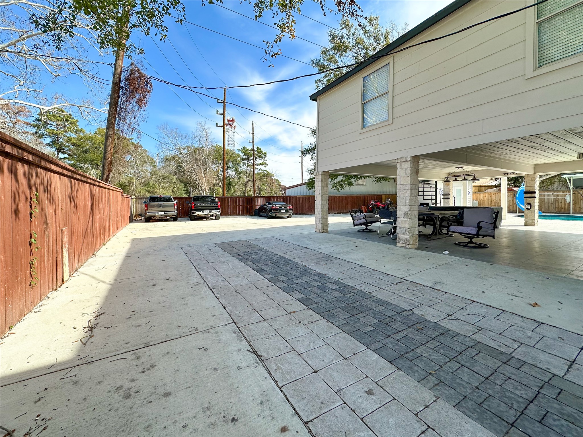 19310 Enchanted Oaks Dr Property Photo 7