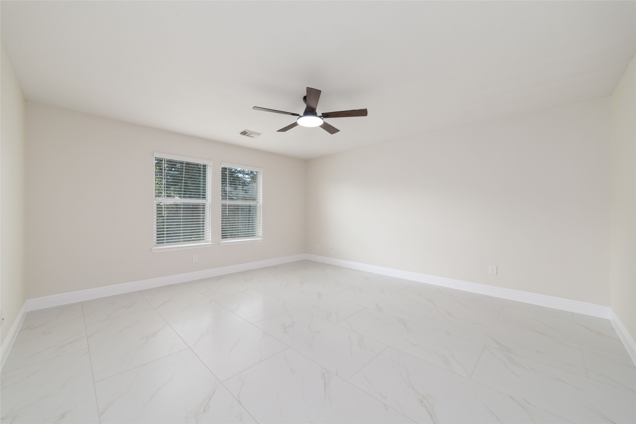 18119 Emerybrook Court Property Photo 10