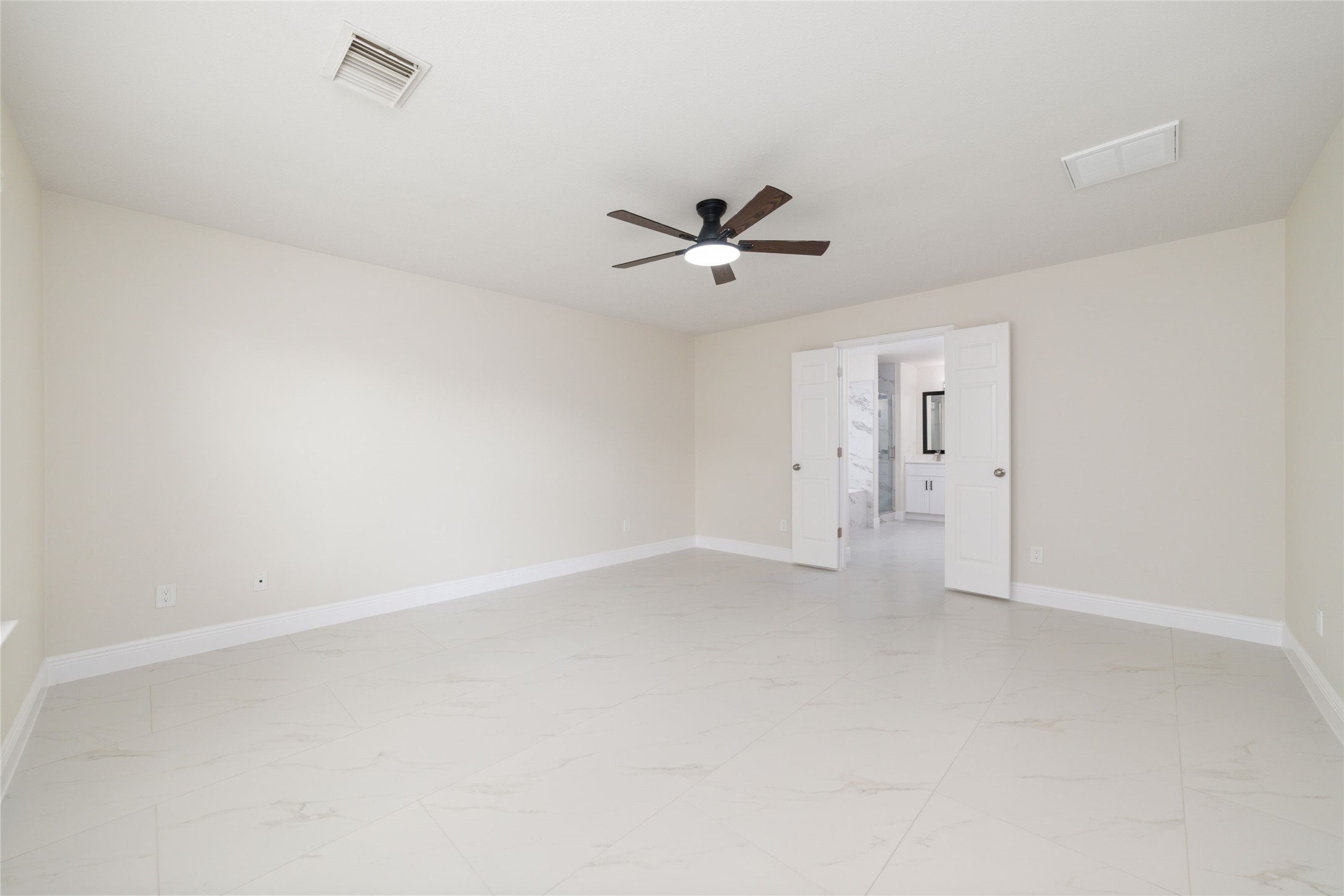 18119 Emerybrook Court Property Photo 12