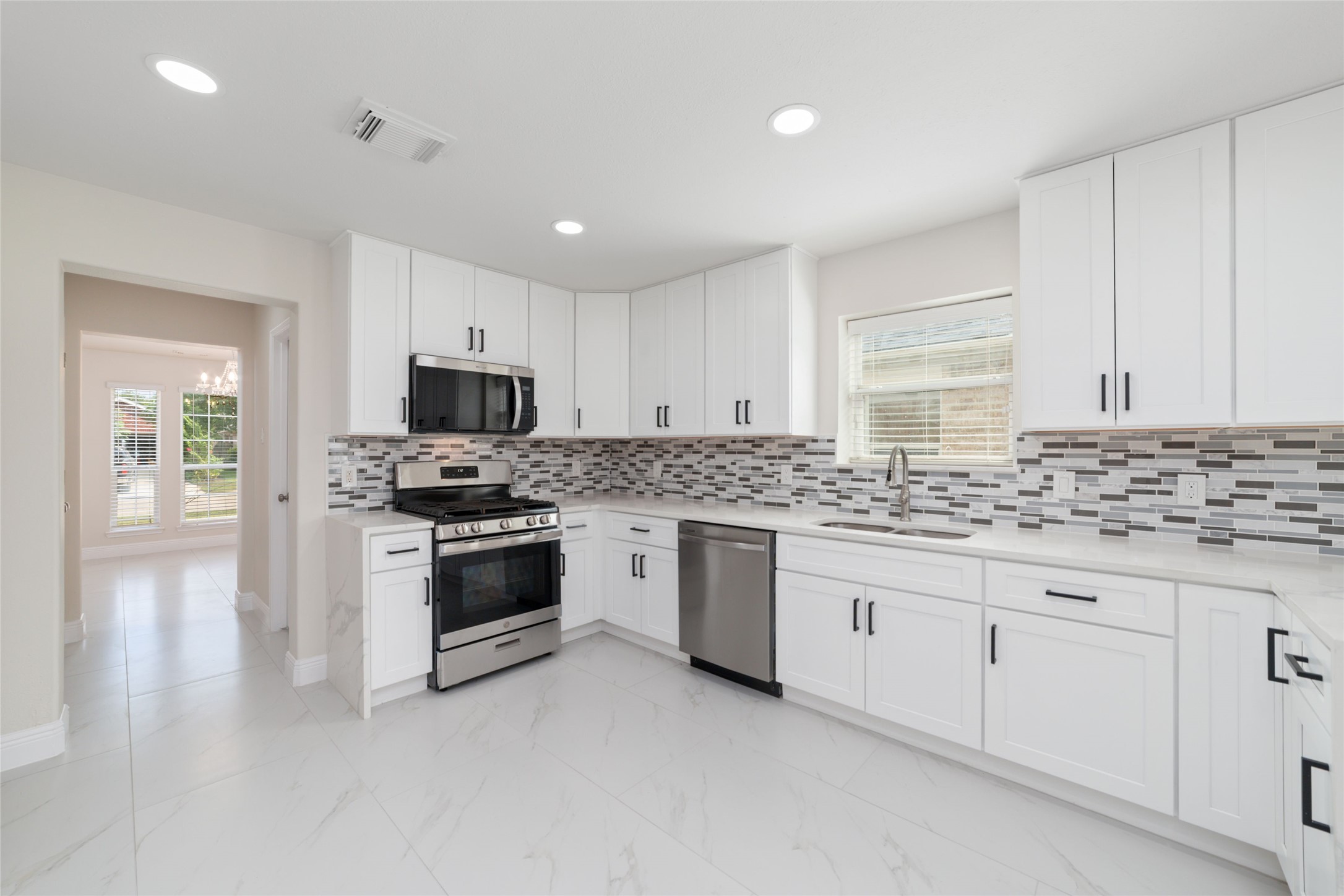 18119 Emerybrook Court Property Photo 28