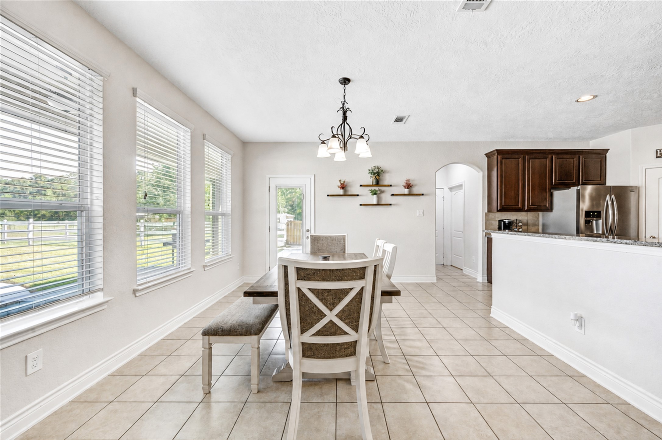 21065 Hereford Way Property Photo 15
