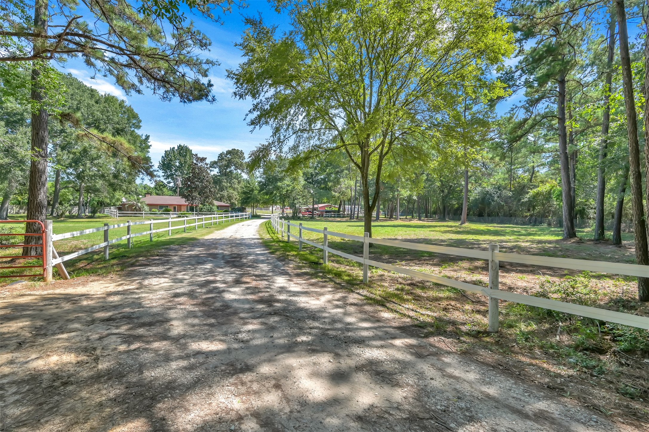 26768a Dobbin Huffsmith Rd Road Property Photo 4