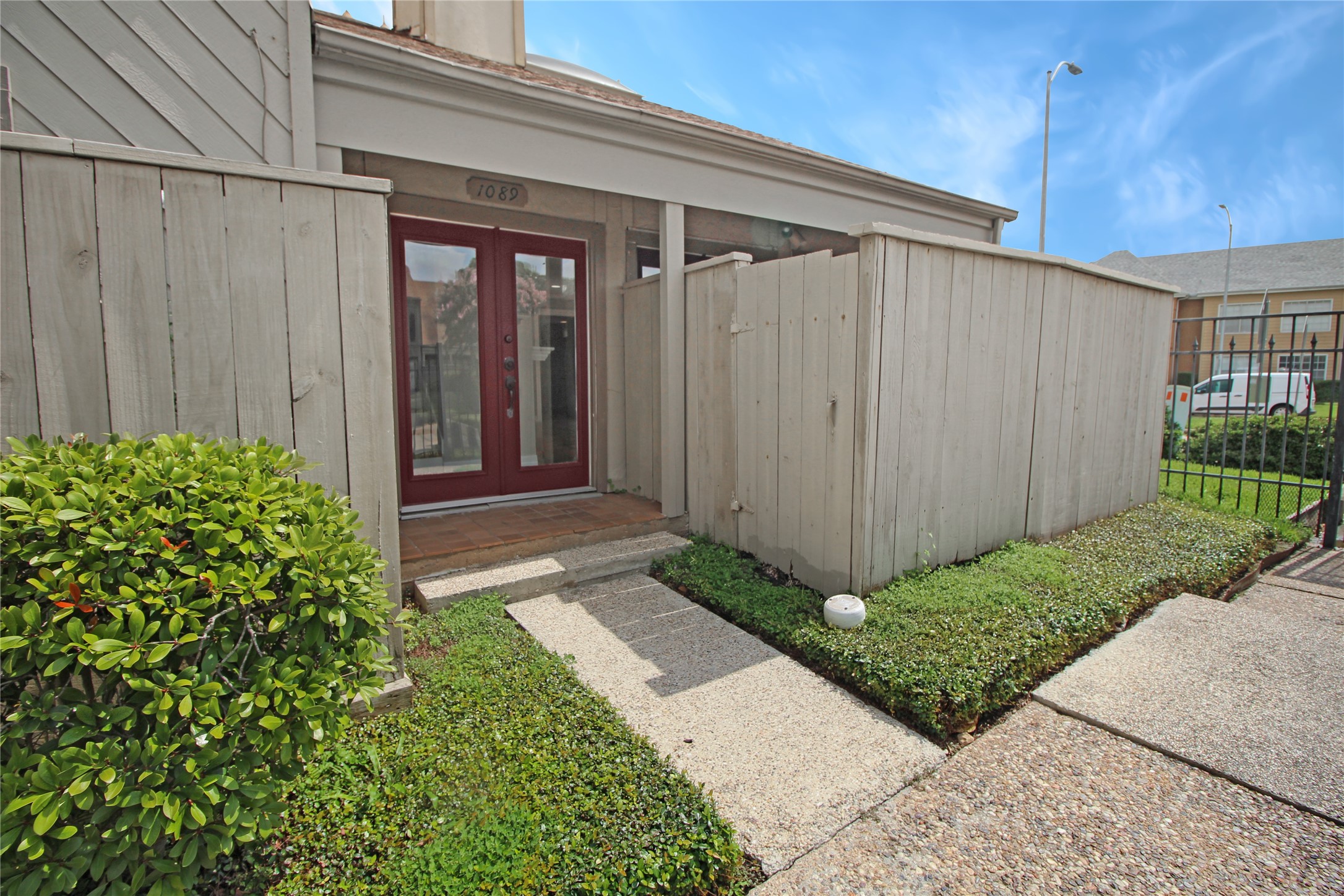 1089 Country Place Drive Property Photo 3