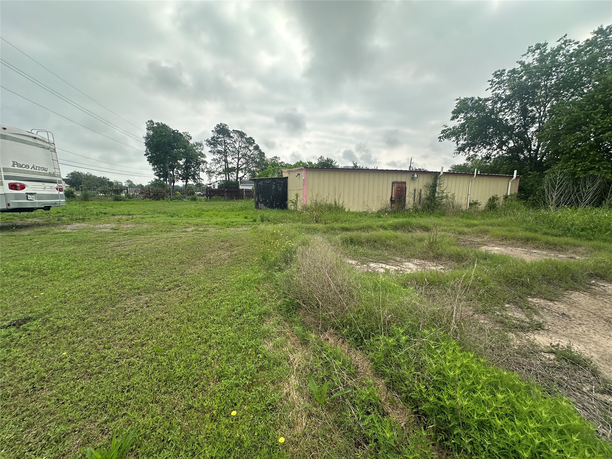 13241 Highway 59 Frontage Rd Property Photo 3