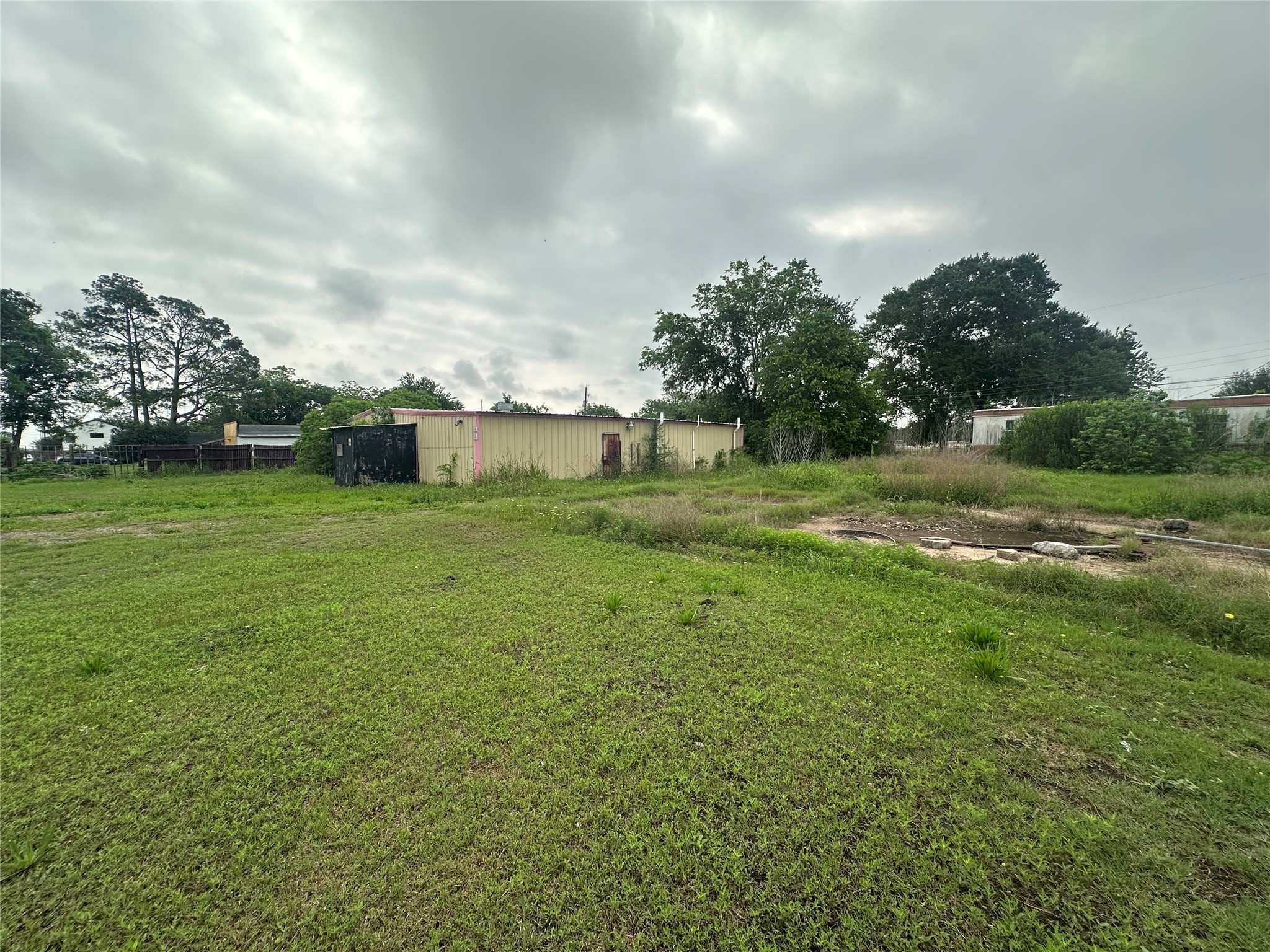 13241 Highway 59 Frontage Rd Property Photo 5