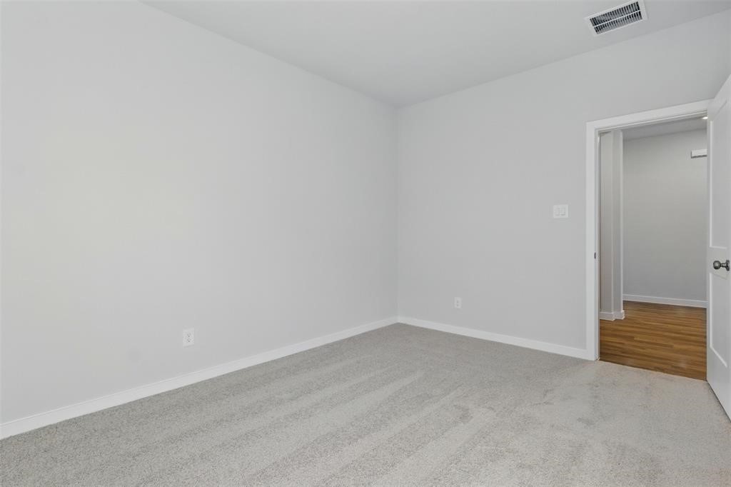 25187 Leather Leaf Ct Property Photo 9