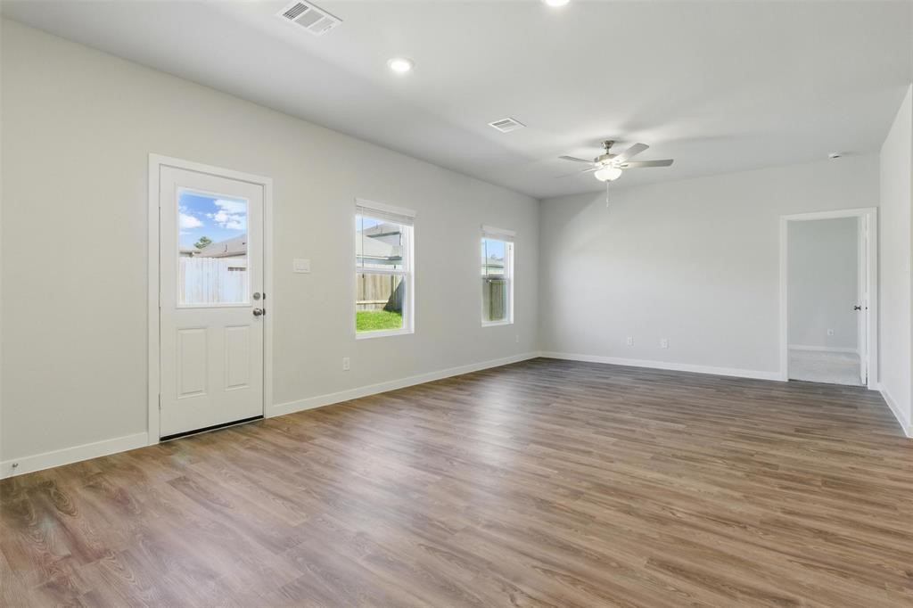 25187 Leather Leaf Ct Property Photo 16