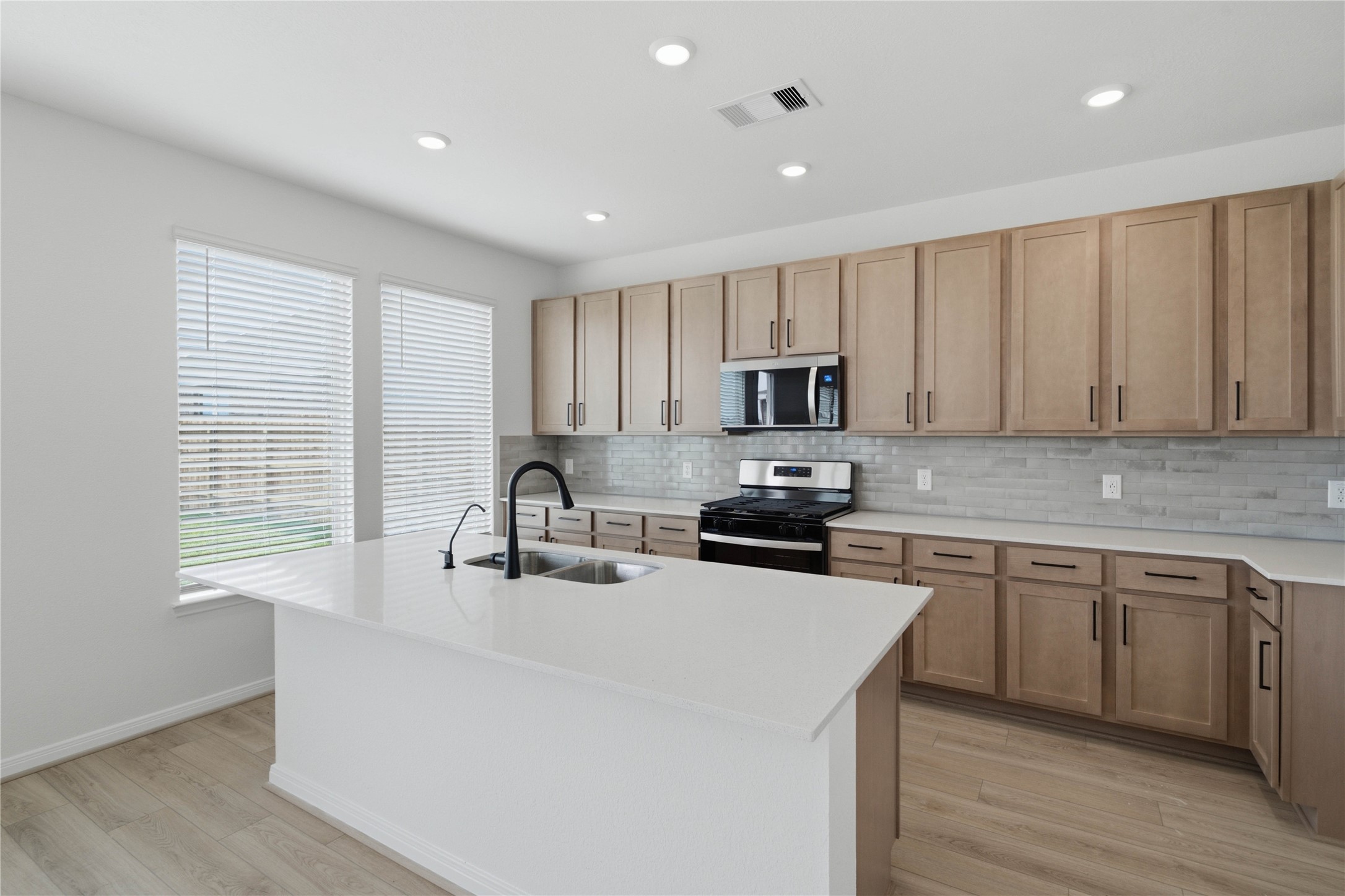 7810 Mica Valley Lane Property Photo 12
