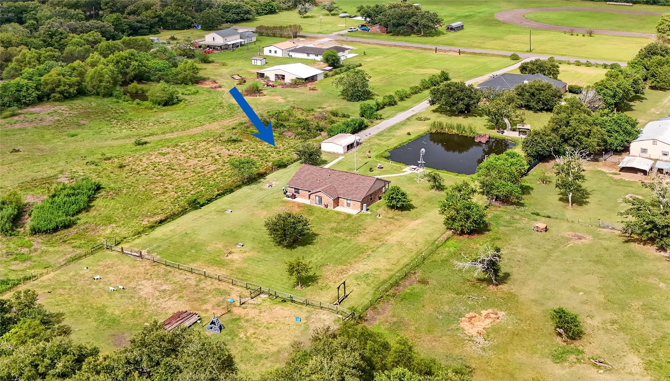 4933 1/2 Powers Ln Property Photo 35