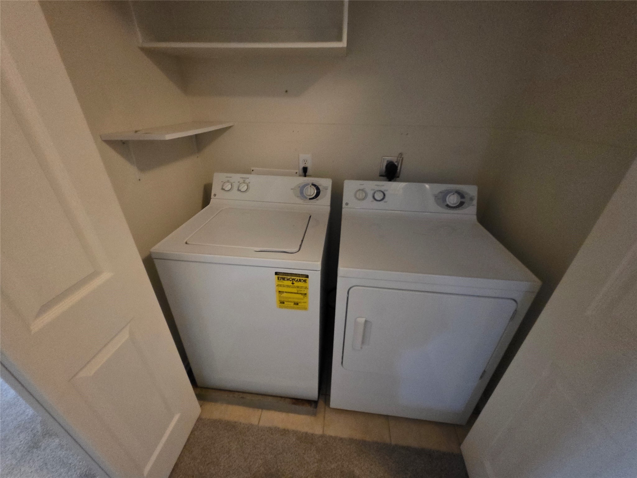 94 N Burberry Park Circle N Property Photo 14