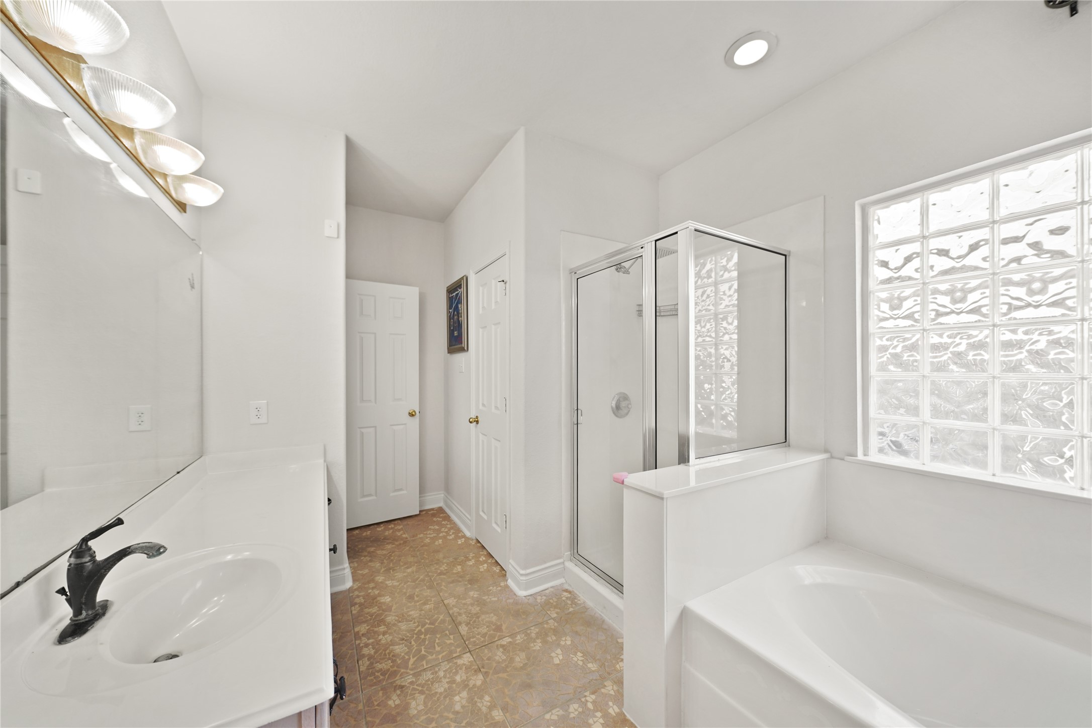 2214 Tremont Trail Lane Property Photo 18