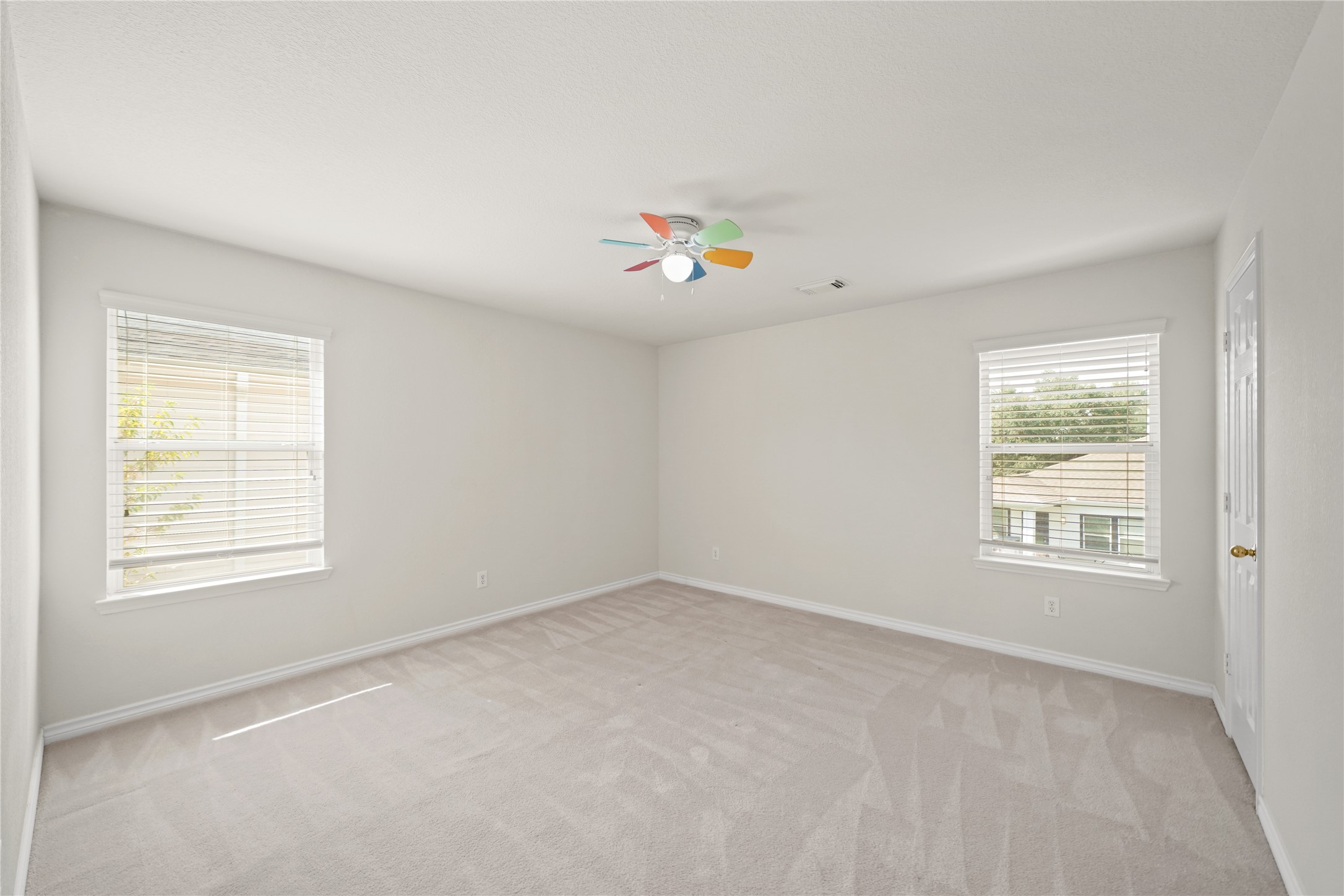 2214 Tremont Trail Lane Property Photo 23