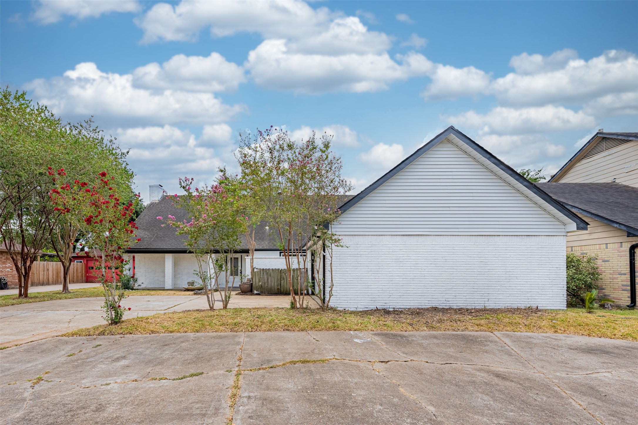 6215 Portal Drive Property Photo 1