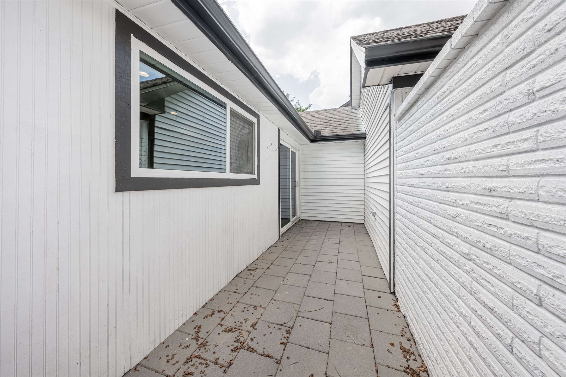 6215 Portal Drive Property Photo 23
