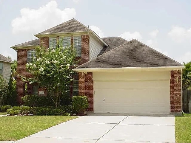 635 Presley Way Property Photo 3