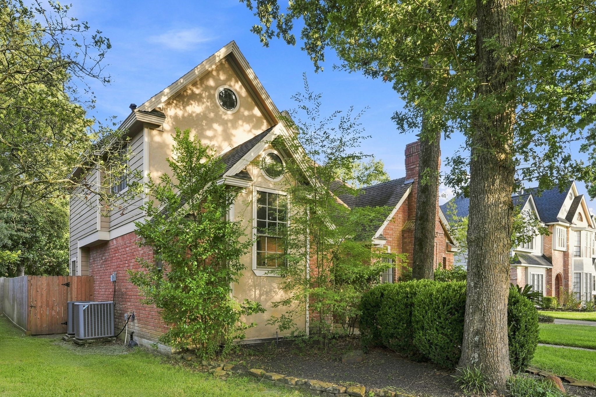 5626 Spring Lodge Drive Property Photo 2
