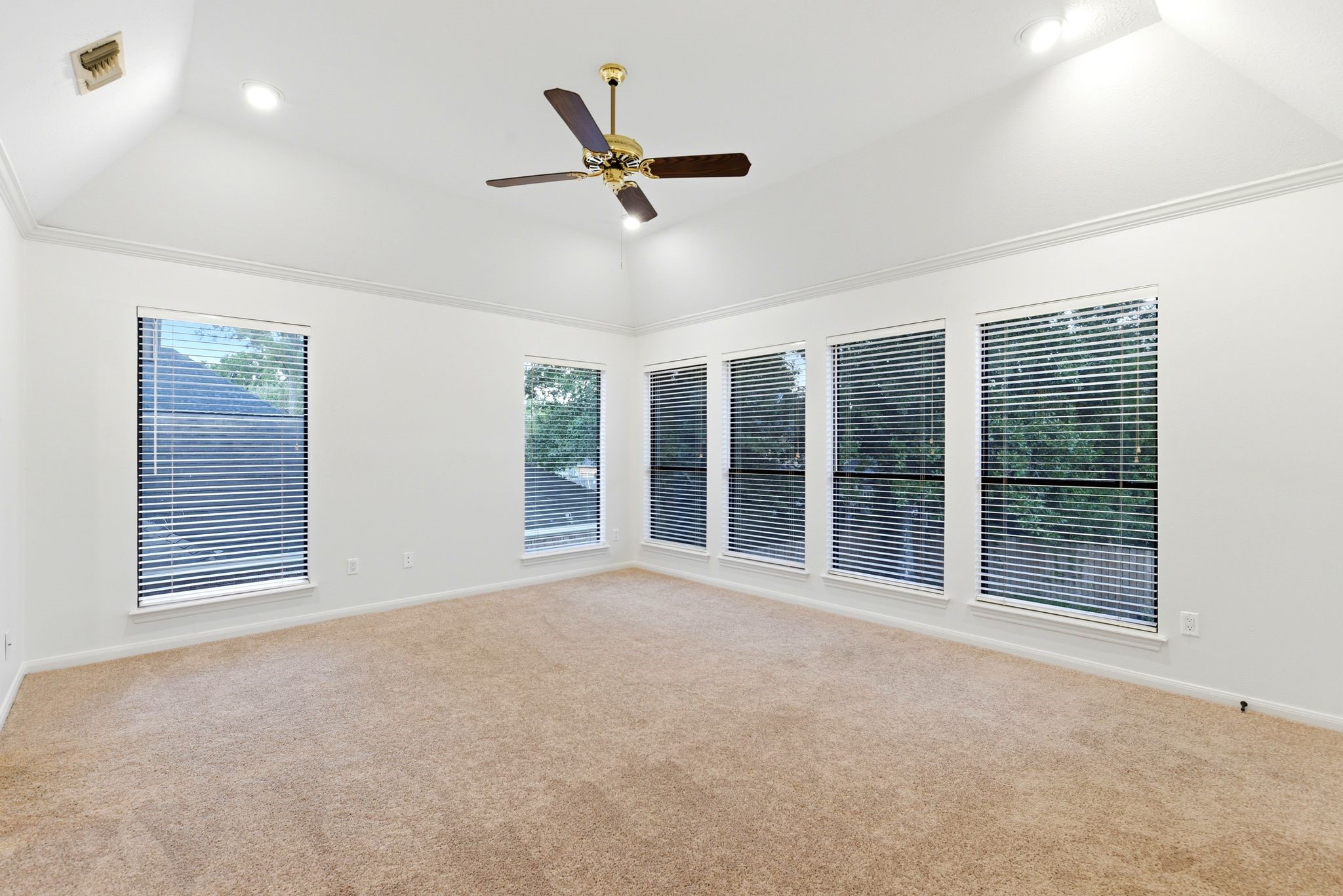 5626 Spring Lodge Drive Property Photo 28