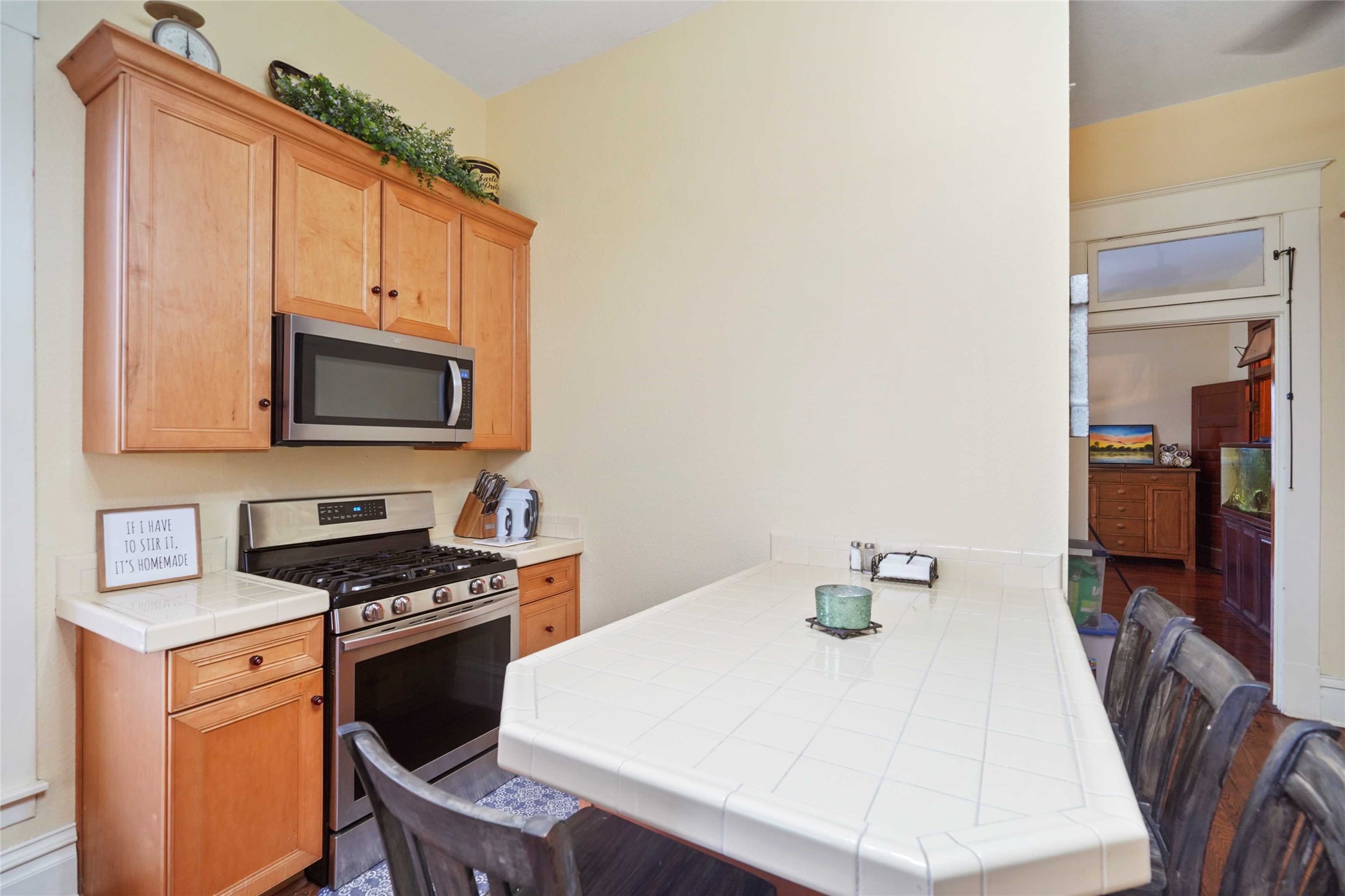 570 Wightman Street Property Photo 14
