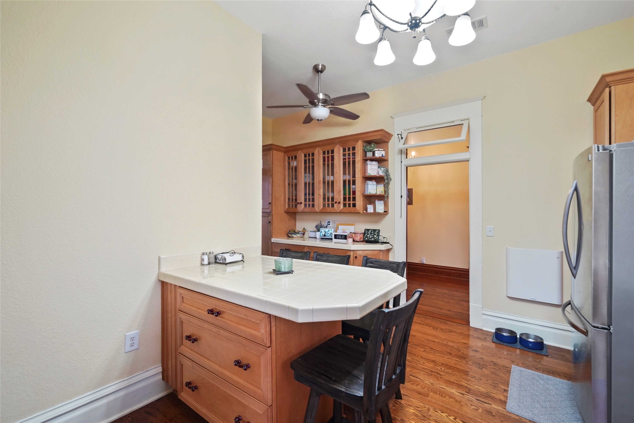 570 Wightman Street Property Photo 15