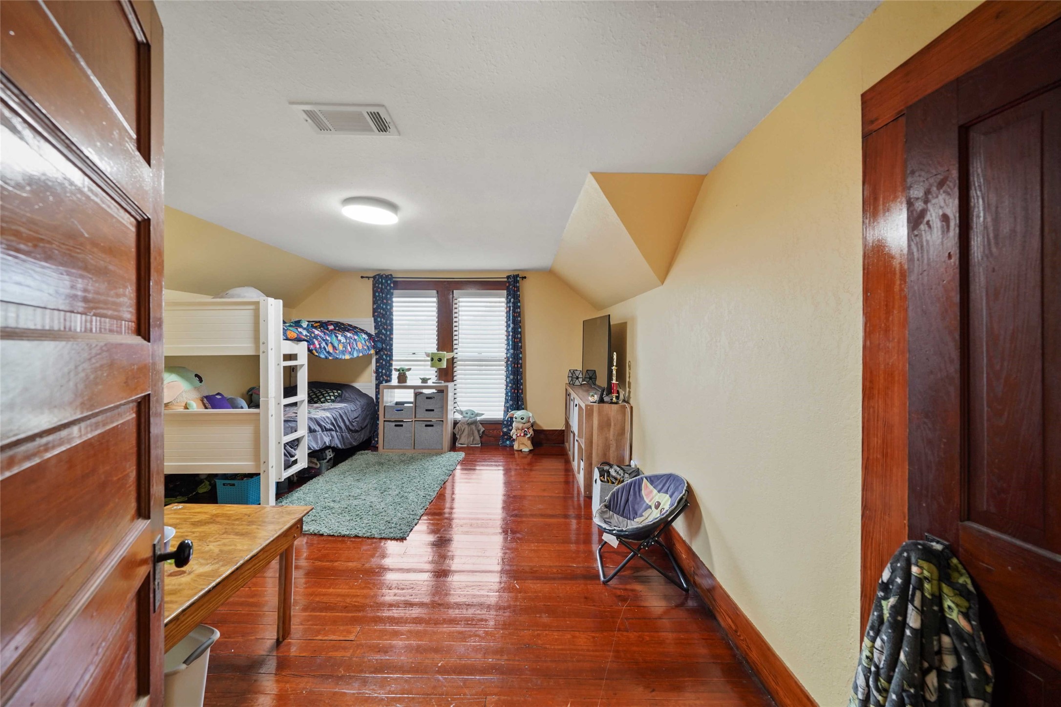 570 Wightman Street Property Photo 26