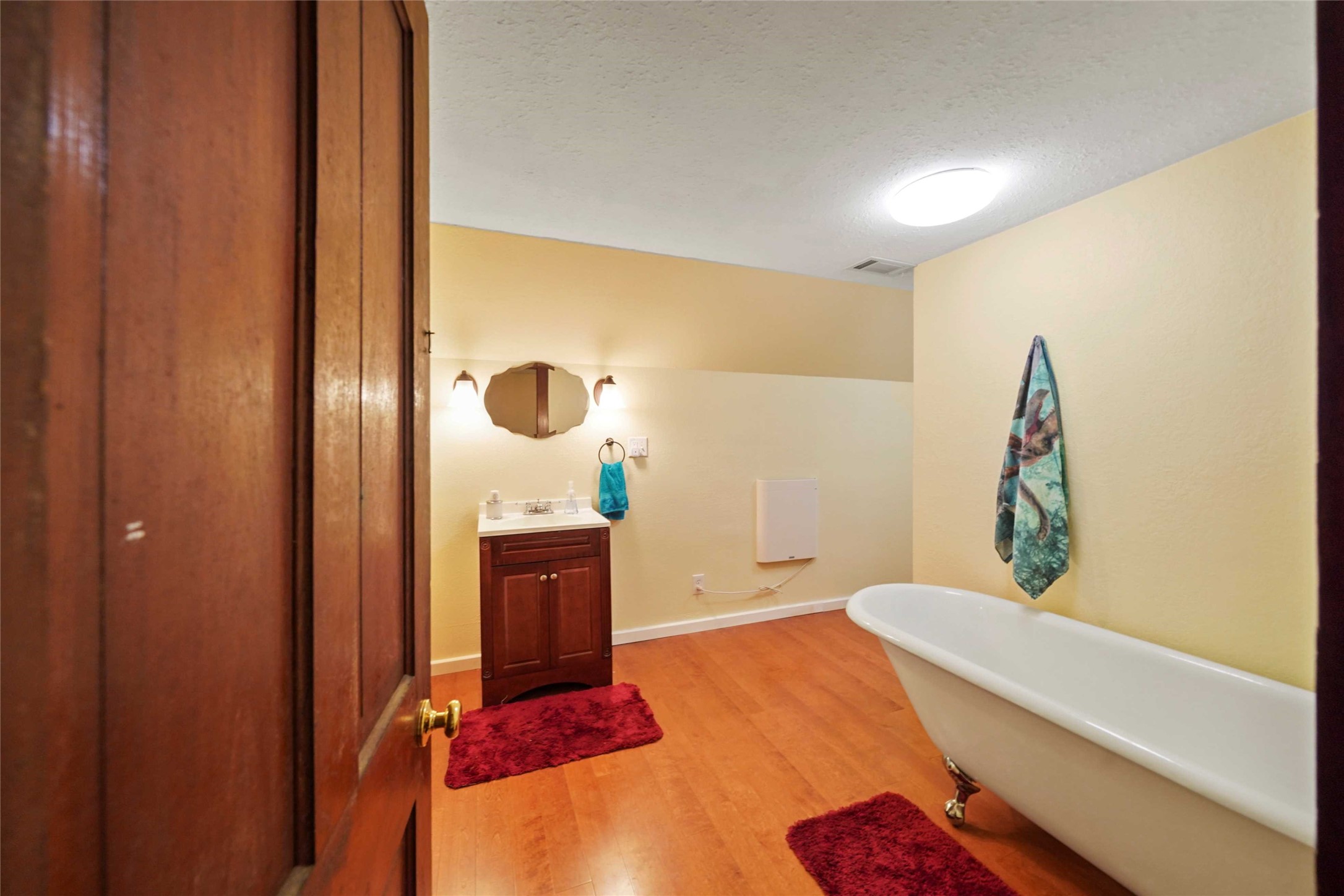 570 Wightman Street Property Photo 27