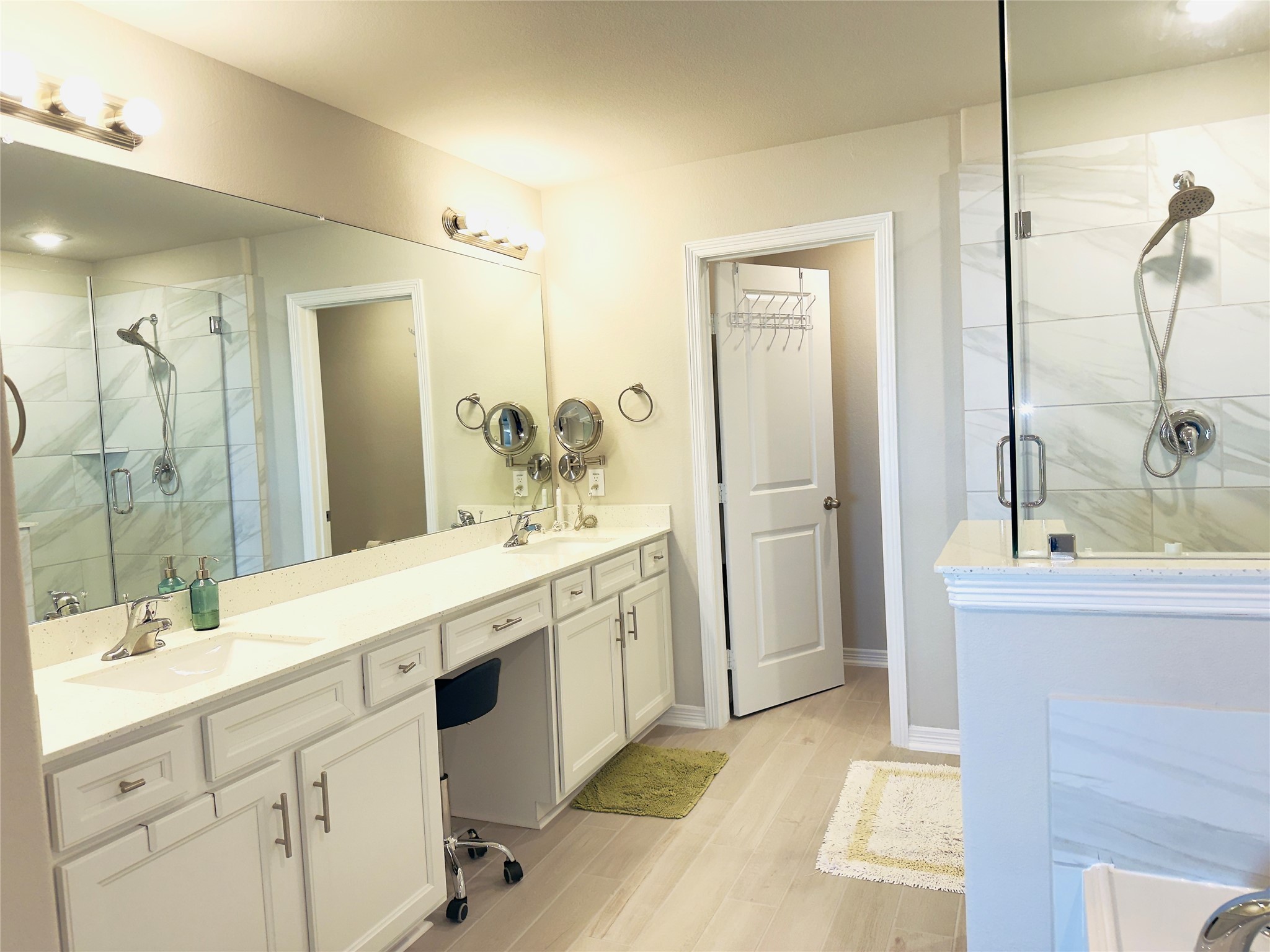 727 N Bayshore Drive Property Photo 17