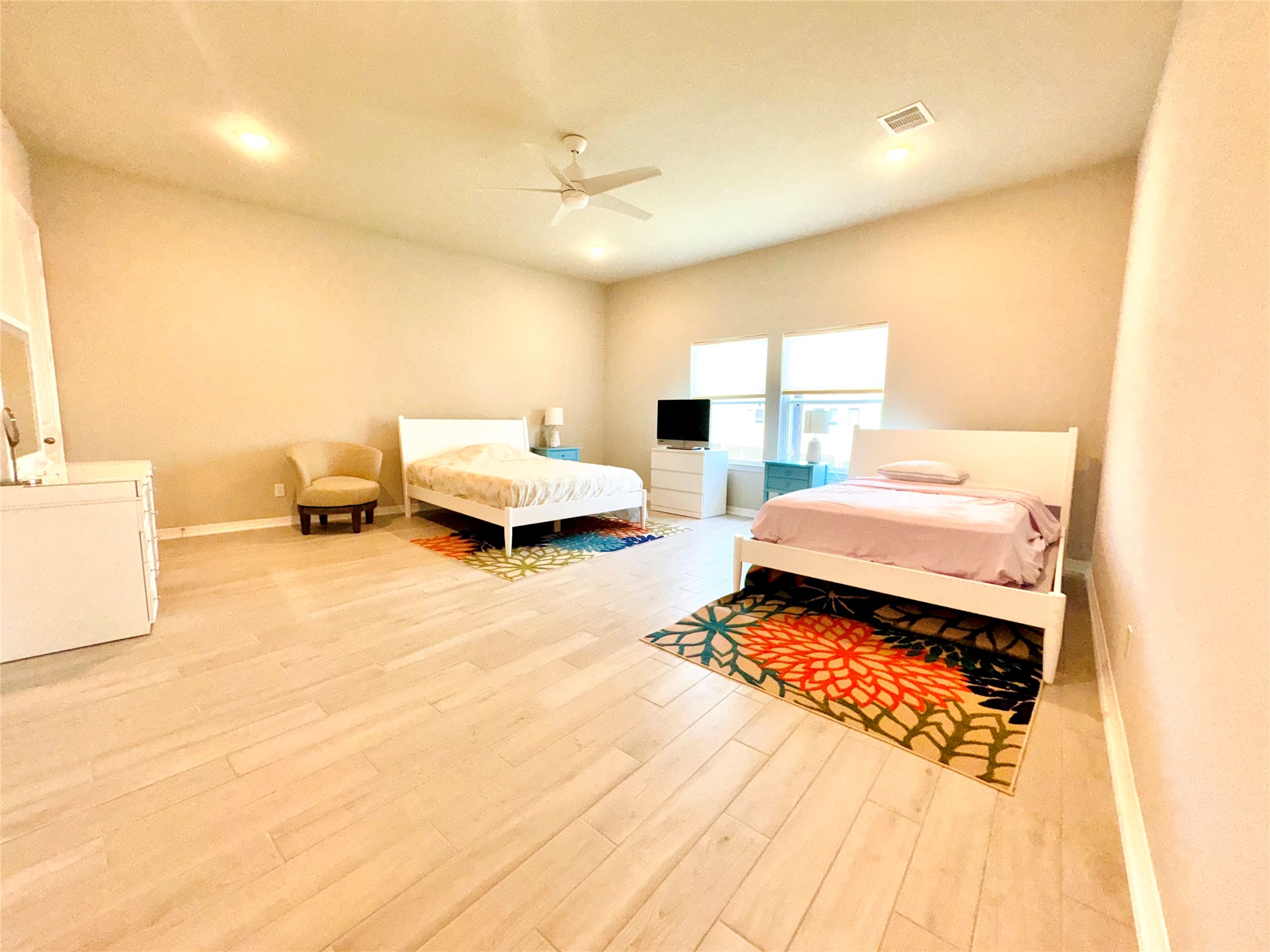 727 N Bayshore Drive Property Photo 23