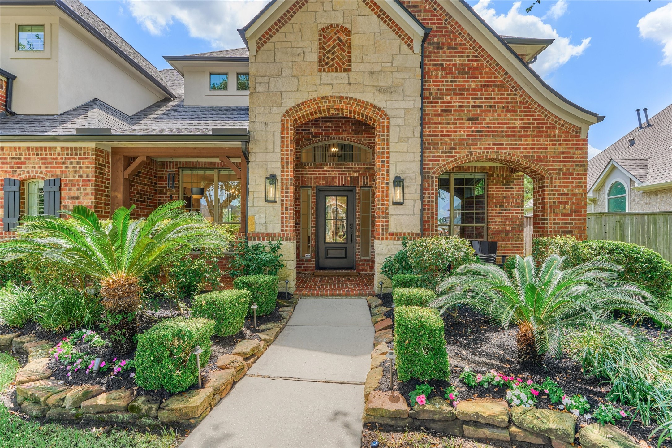 13819 Majestic Spring Lane Property Photo 6